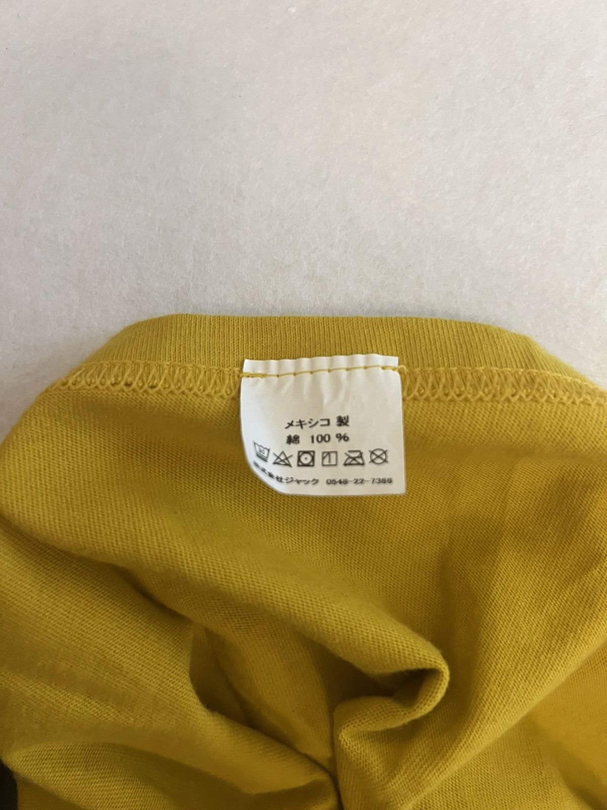 Stussy STUSSY JAPAN Men's T-Shirt Size L Mustard 100% Cotton Size US L / EU 52-54 / 3 - 4 Thumbnail
