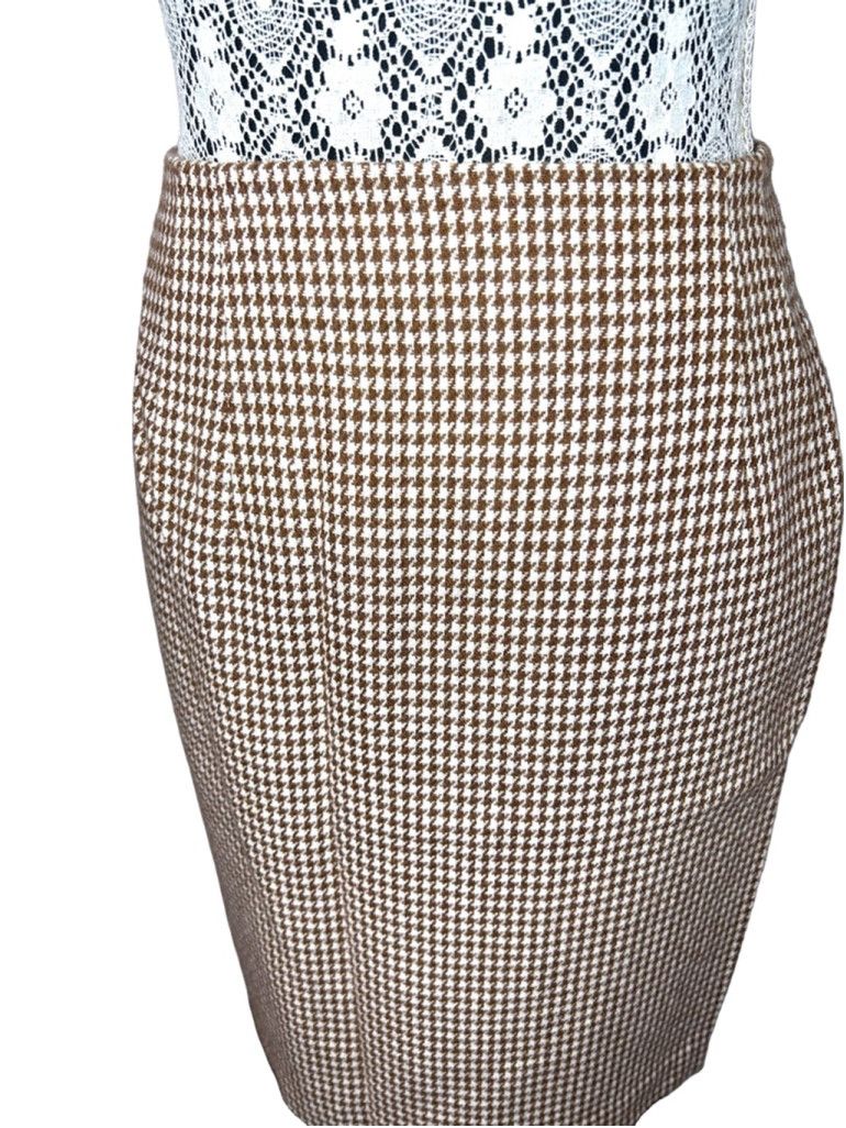Other Vintage 80s above knee plaid, kilt Skirt, M, Brown and White Size 32" / US 10 / IT 46 - 7 Thumbnail
