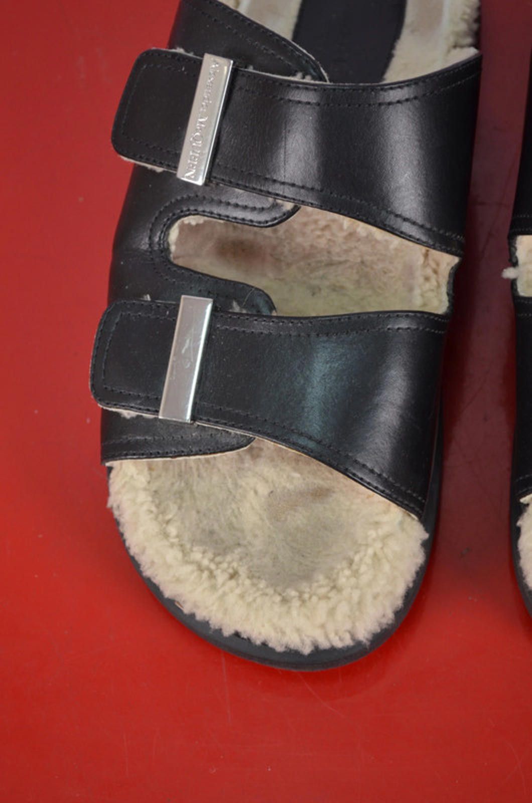 Alexander McQueen Alexander McQueen hybrid Shearling Womens Sandal Size 39 Size US 8 / IT 38 - 3 Thumbnail