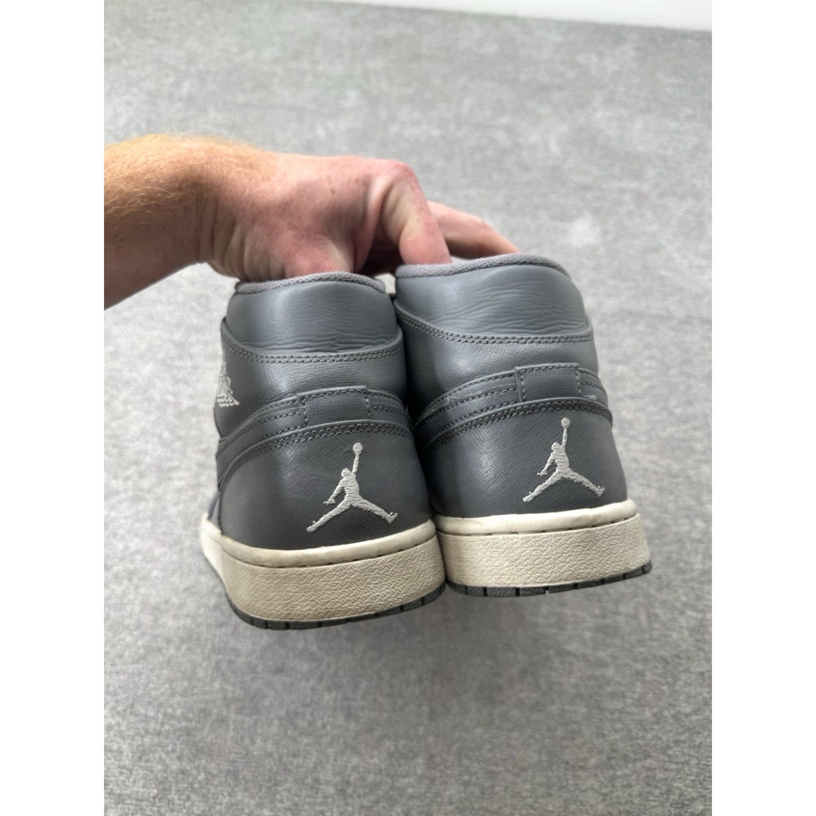 Jordan Brand 2013 Nike Air Jordan One Retro Mid Cool Gray Men's Size 11 554724–003 Sneakers Grey White Retro Leather Rubber Mid Top Size US 10 / EU 43 - 3 Thumbnail