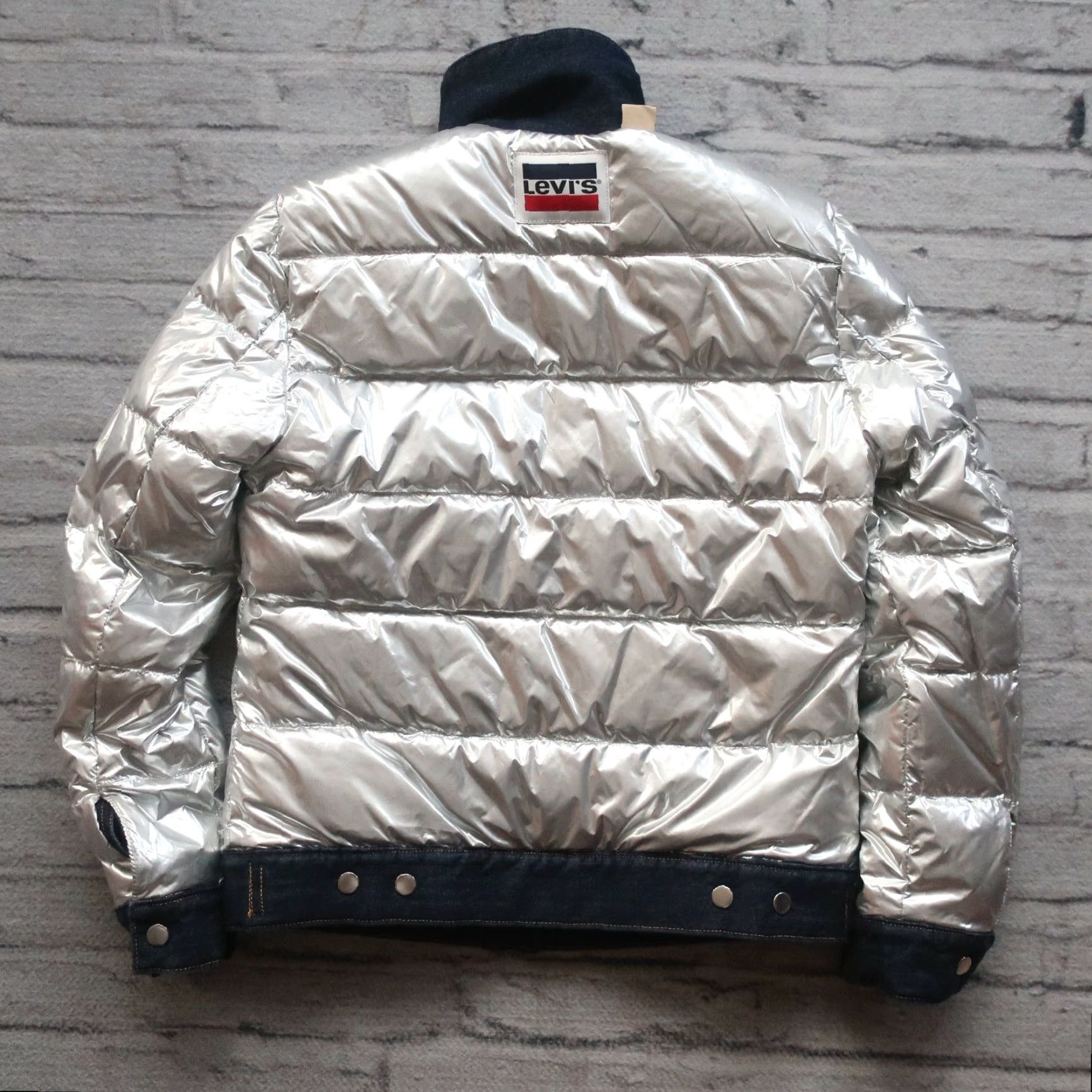 Levi's Levi's Reversible Denim Quilted Down Trucker Jacket Womens Small Silver Shirt VINTAGE (adjusted) Size S / US 4 / IT 40 - 3 Thumbnail