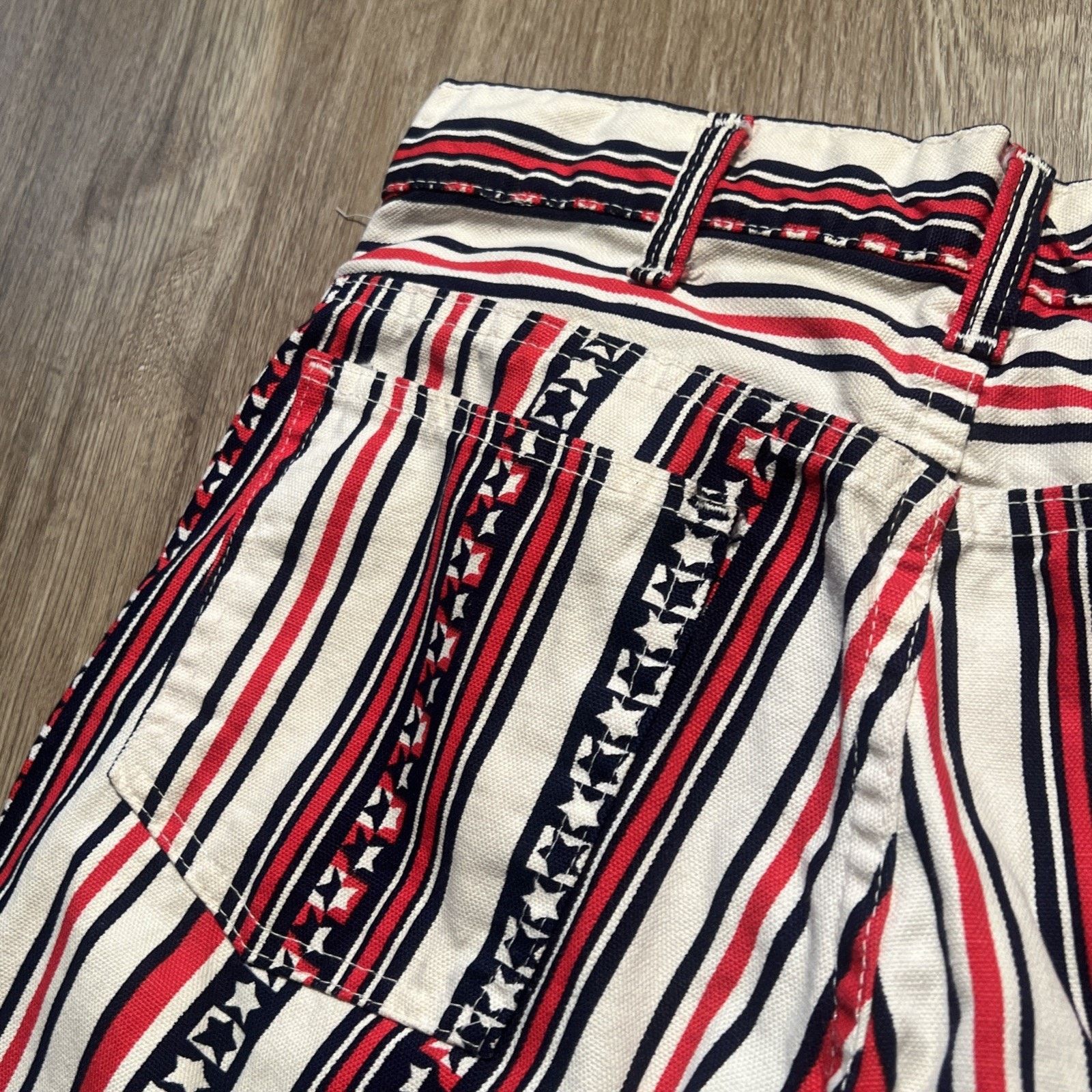 Levi's 60s Vintage LEVI'S Big E Stars Stripes Flare Jeans 29 27 VGC Size US 29 - 13 Thumbnail