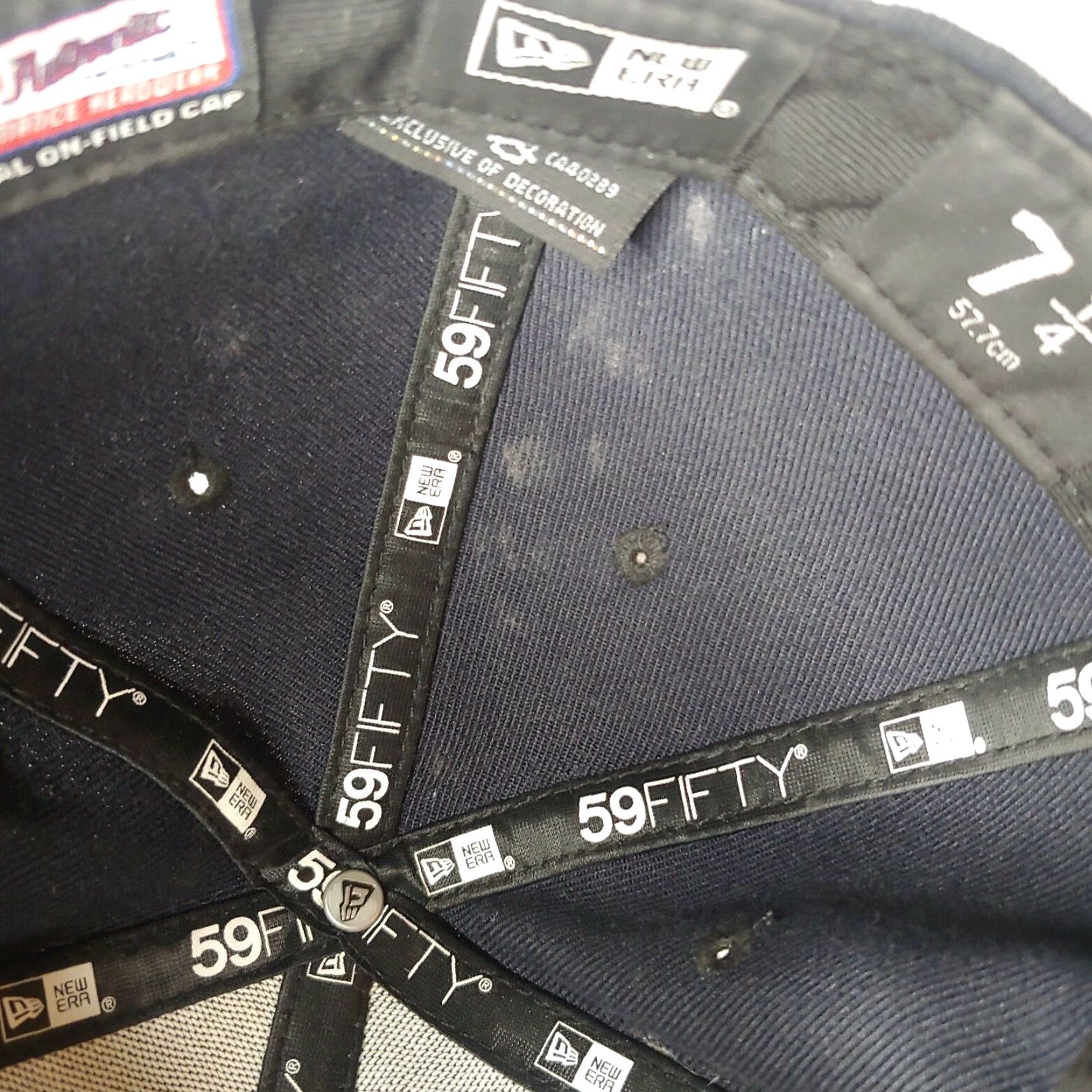 New Era New York Yankees Fitted Baseball Cap Hat 7 1/4 59Fifty On-Field MLB Blue Boy Mens Cap Size ONE SIZE - 7 Thumbnail