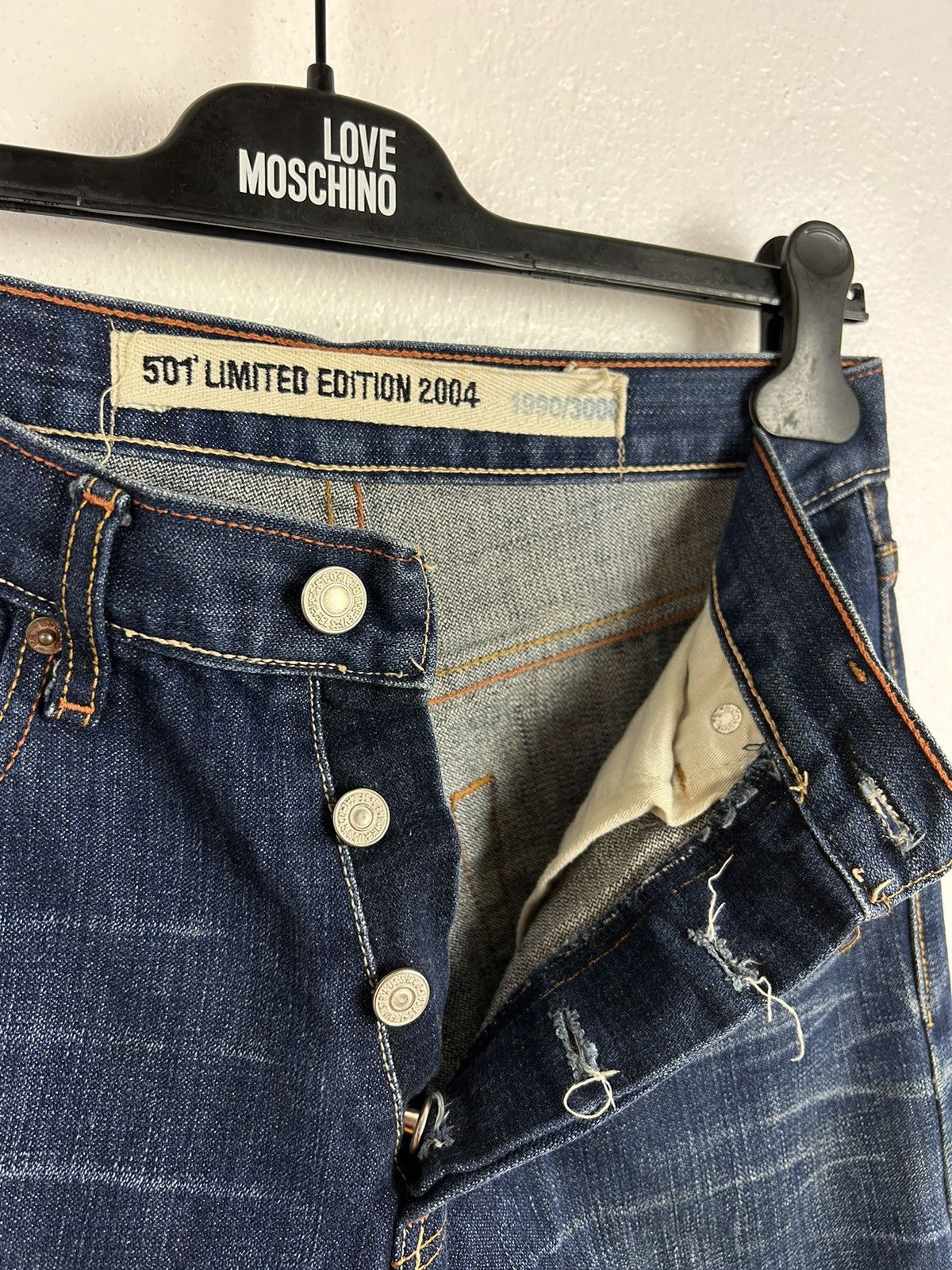 Levi's Vtg Levi's 501 Limited Edition 2004 1990/3000 Denim Jeans Size US 29 - 6 Thumbnail