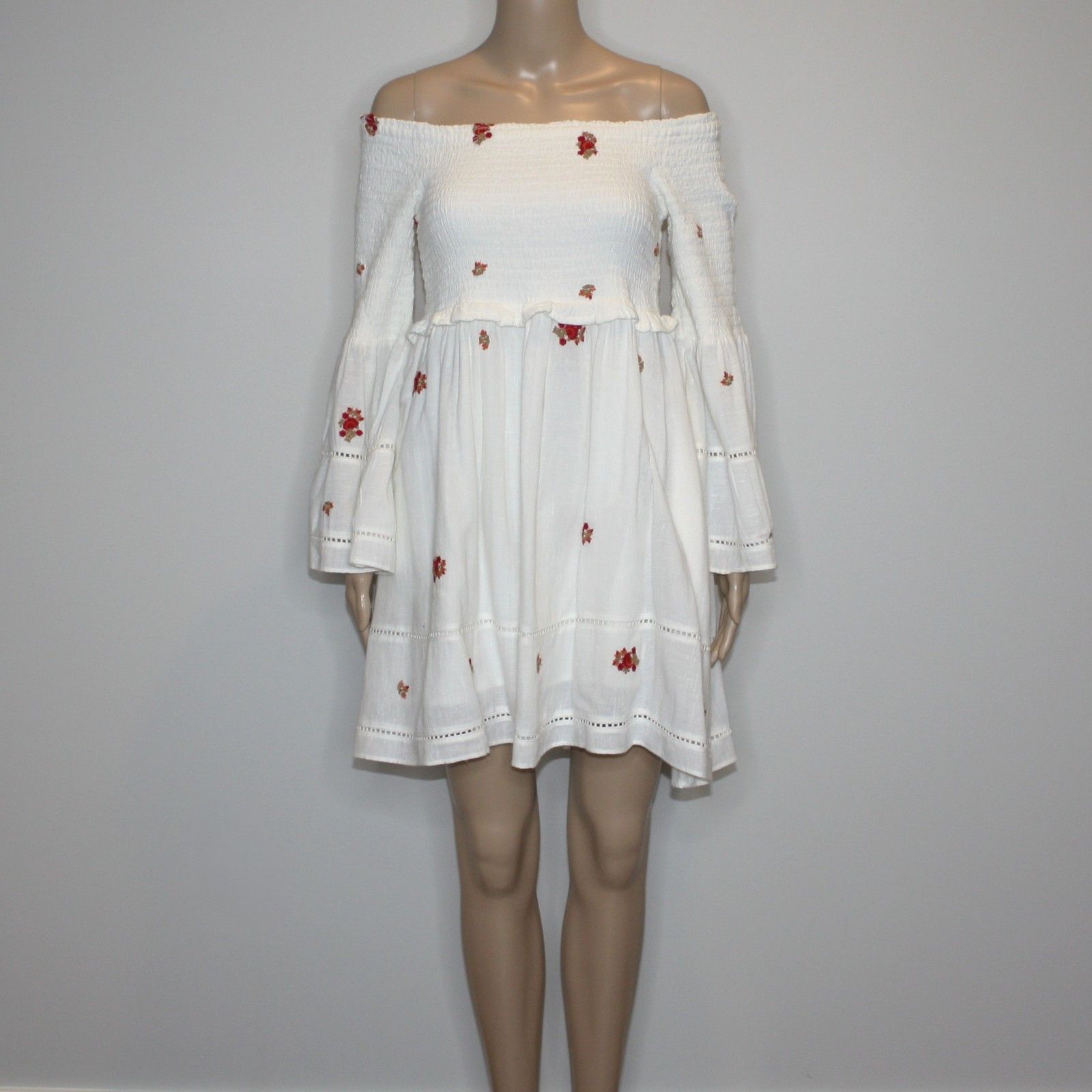 Free People Counting Daisies Embroidered Off the Shoulder Dress $148 Size M / US 6-8 / IT 42-44 - 4 Thumbnail