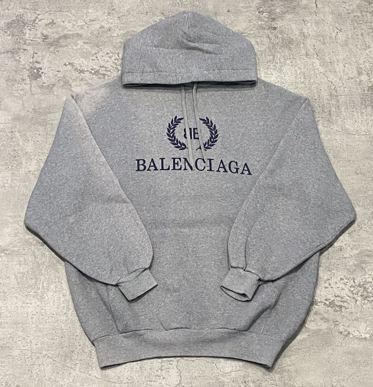 Balenciaga Balenciaga Crest Hoodie Pullover Size US XS / EU 42 / 0 - 1 Thumbnail