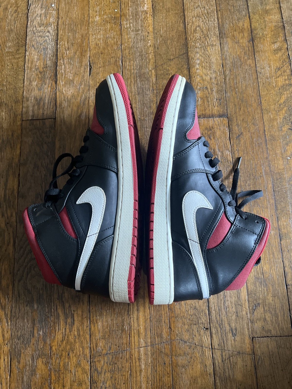 Jordan Brand Jordan Retro 1 Black Gym Red Size US 11.5 / EU 44-45 - 4 Thumbnail