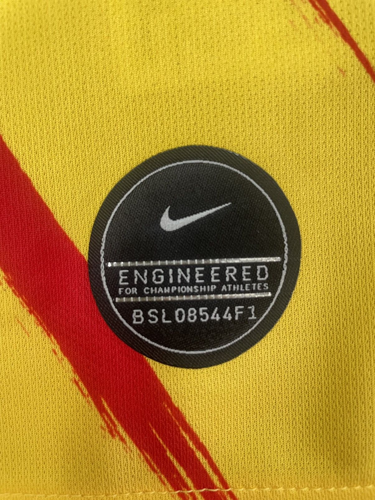 Nike Barcelona 2019-2020 Away (BNWT) Size US S / EU 44-46 / 1 - 4 Thumbnail