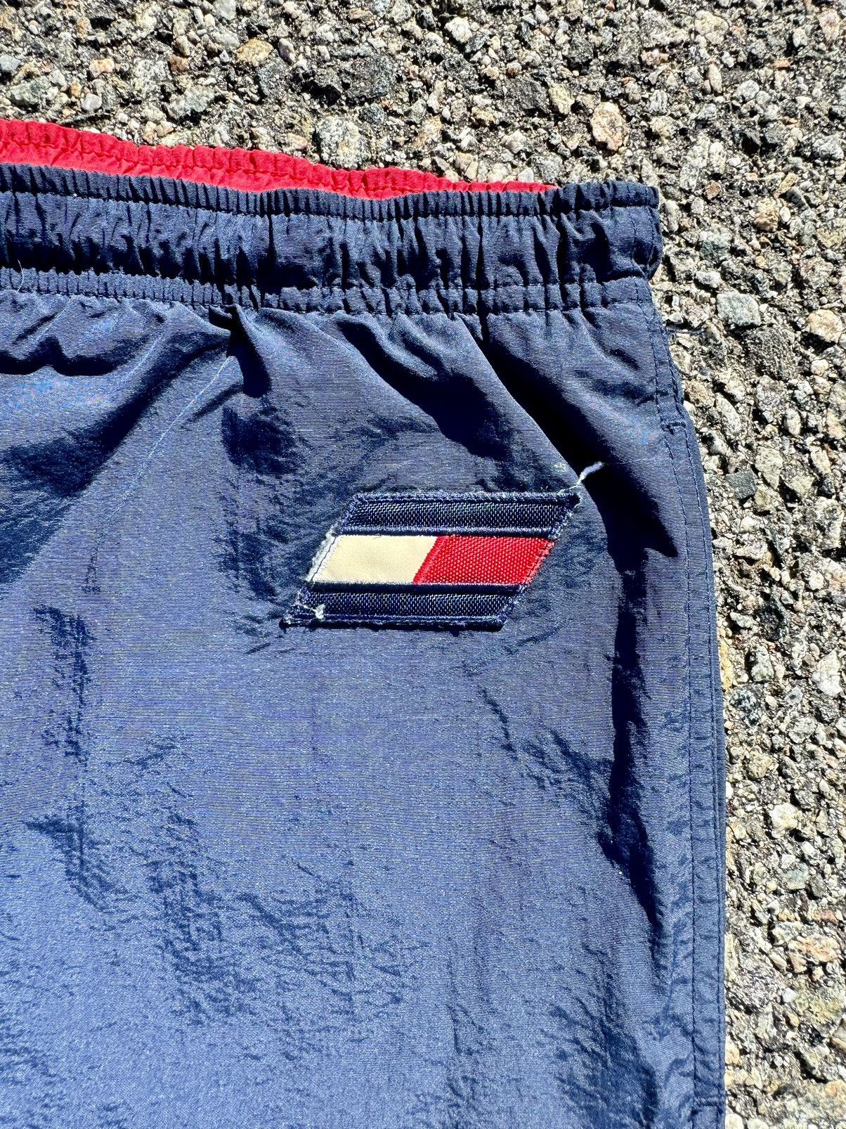 Tommy Hilfiger × Vintage Vintage Tommy Hilfiger 90’s Hip Hop Track Pants Size US 32 / EU 48 - 4 Thumbnail