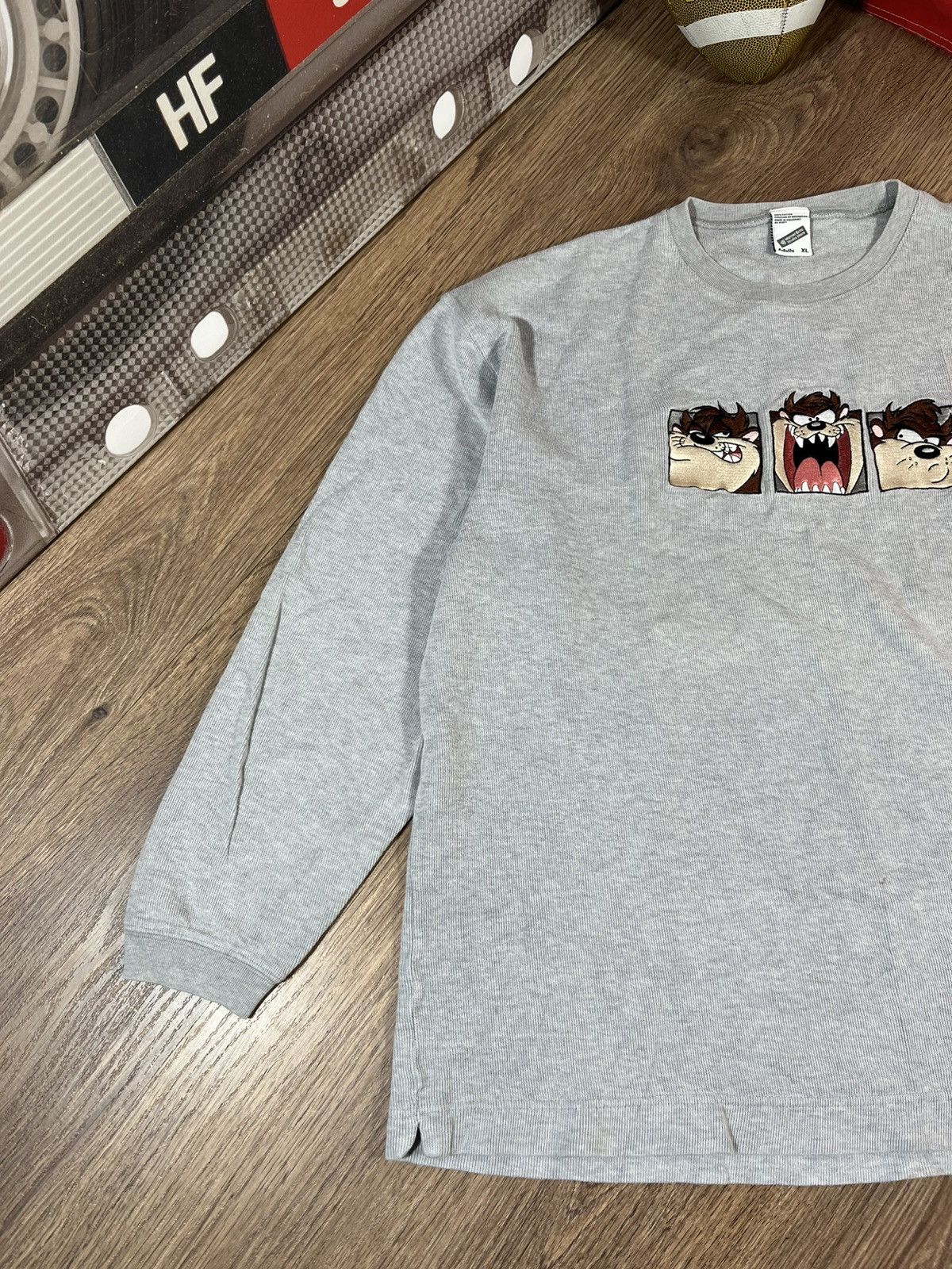 Vintage × Warner Bros Vintage 1998s Warner Bros Looney Tunes Taz Sweatshirt Size US XL / EU 56 / 4 - 2 Thumbnail