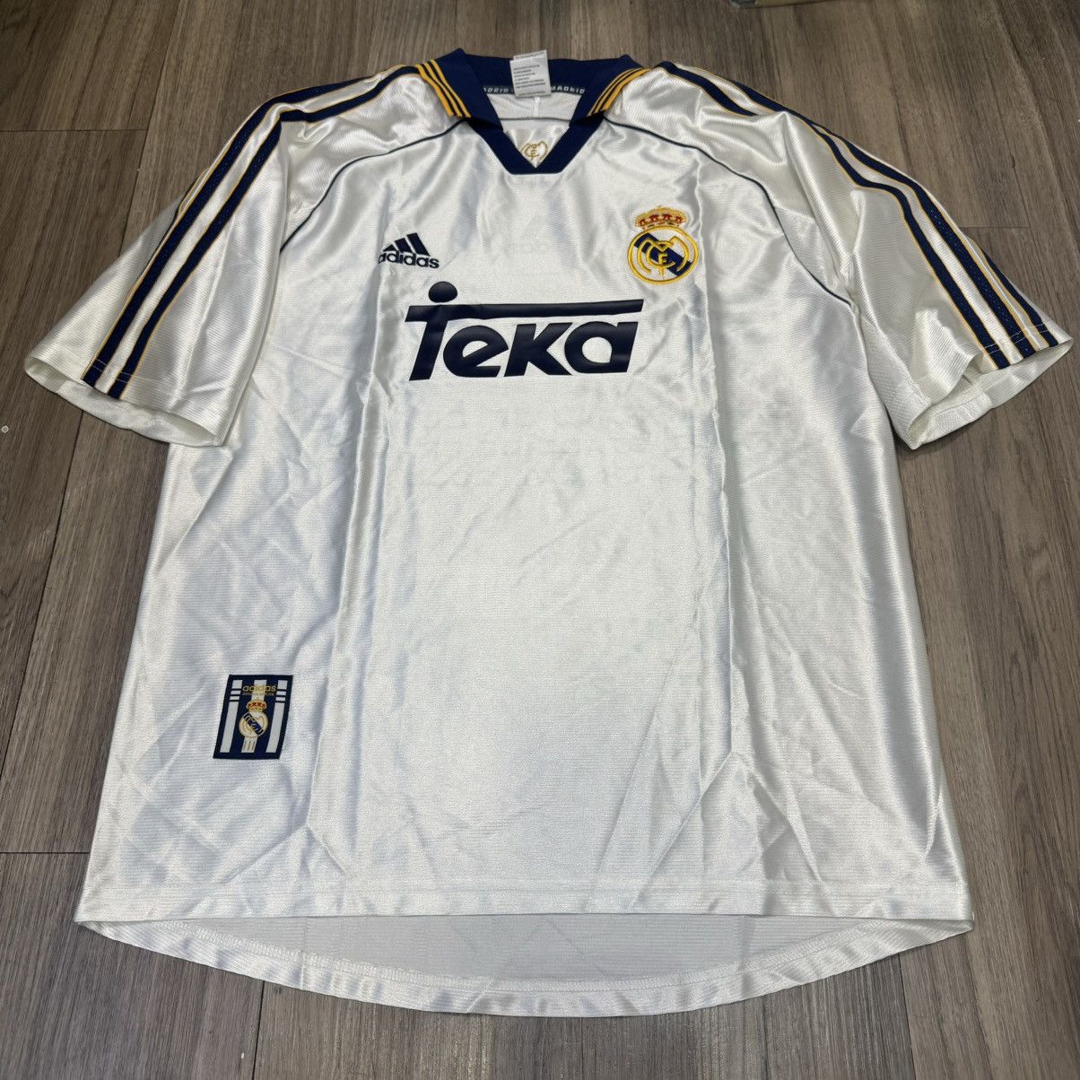 Adidas Real Madrid 2000 special edition shirt Size US M / EU 48-50 / 2 - 1 Thumbnail