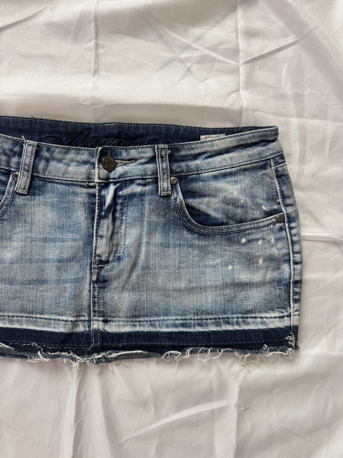 Hysteric Glamour Madonna Vintage Y2K Super Sexy Low Rise Mini Denim Skirt Size 29" - 3 Thumbnail