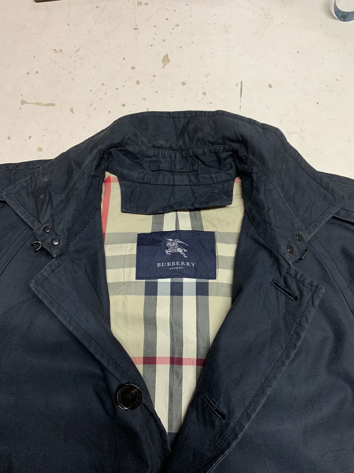Burberry Burberry London coats black classic design Size M / US 6-8 / IT 42-44 - 18 Thumbnail