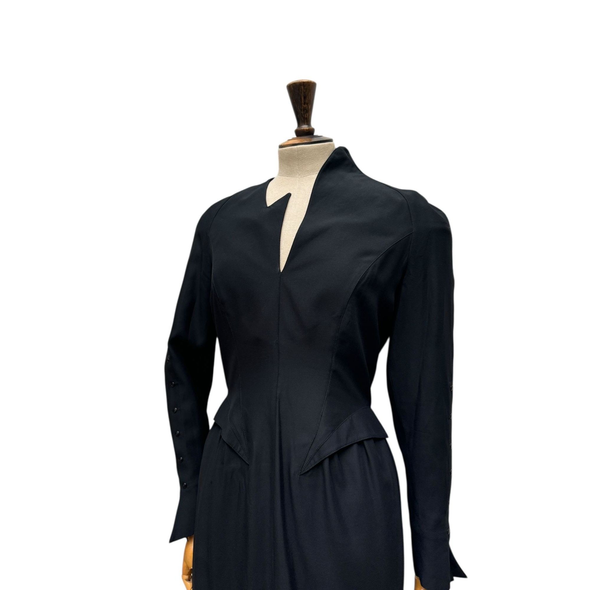 Thierry Mugler SS 1989 Atlantis Black Sculptural Dress Size S / US 4 / IT 40 - 3 Thumbnail