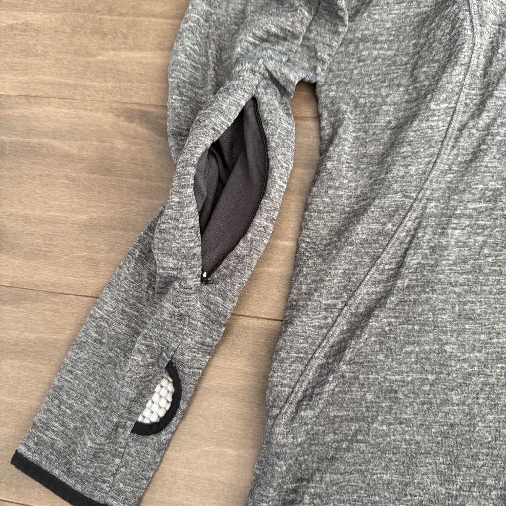 Marks & Spencer Marks & Spencer Goodmove Running Top medium Size M / US 6-8 / IT 42-44 - 5 Thumbnail