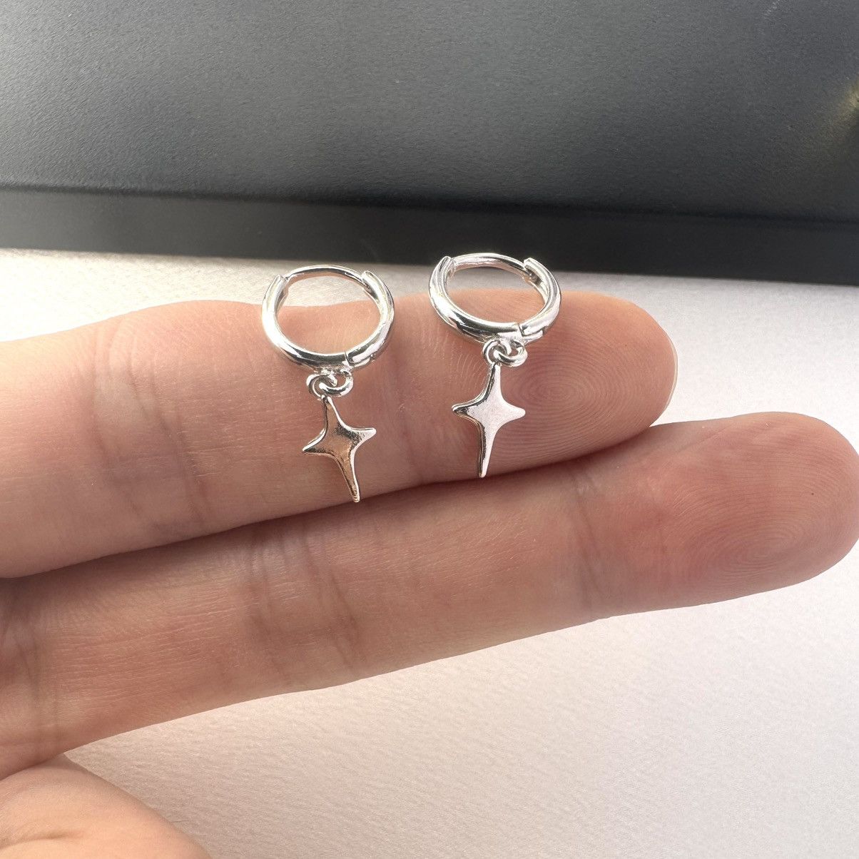 Designer Star Dangle Drop Earrings for Men Women Unisex Style Size ONE SIZE - 6 Thumbnail