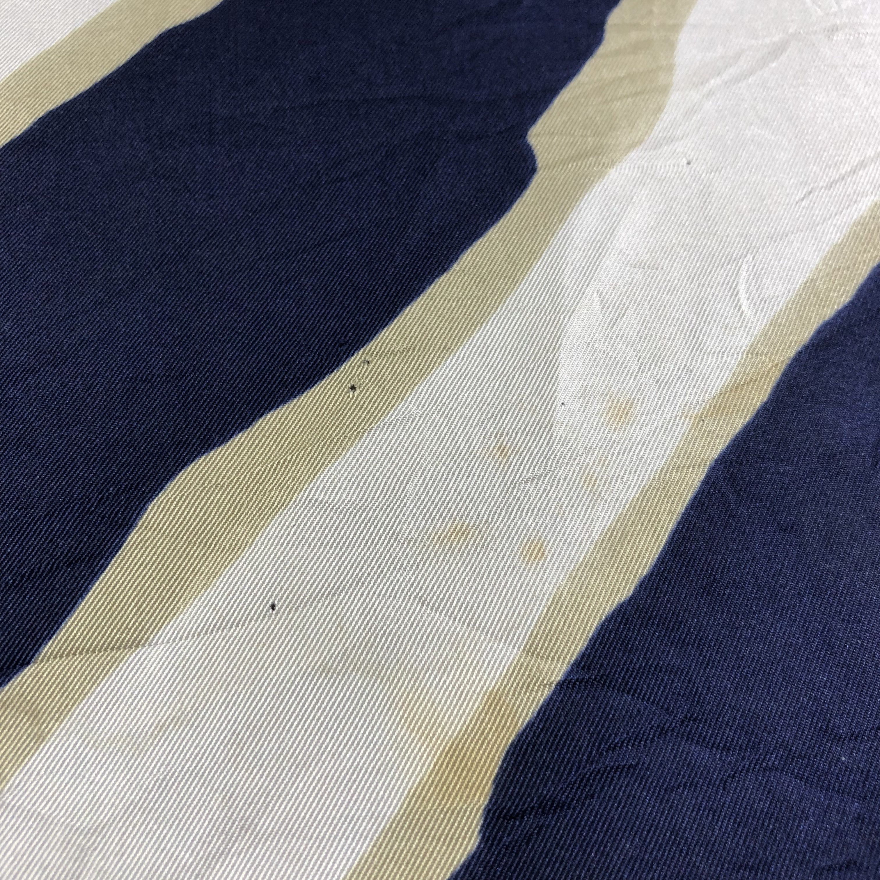 Vintage Vintage Dickins & Jones Abstract Hand Rolled Silk Scarf M421 Size ONE SIZE - 11 Thumbnail
