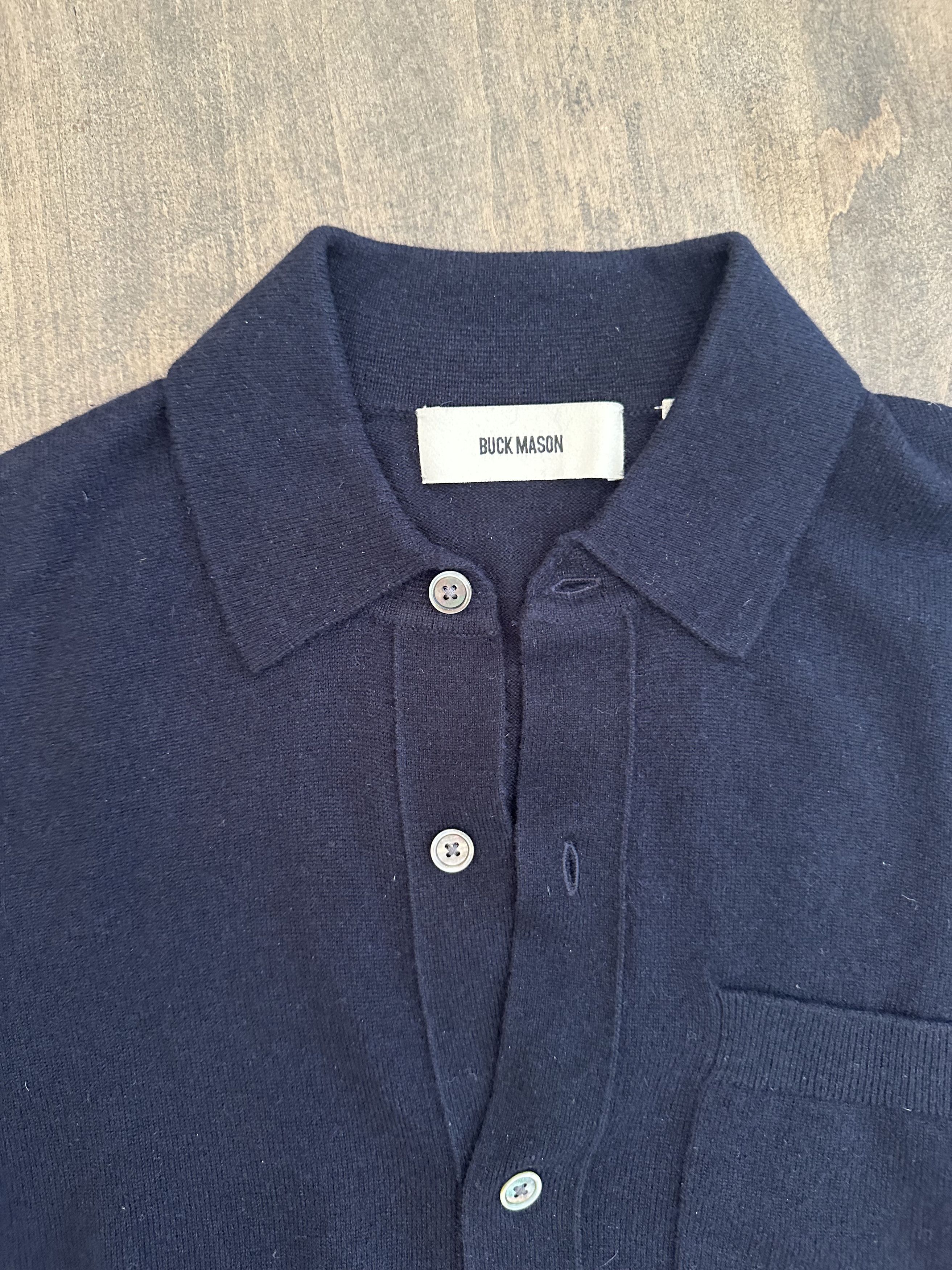 Buck Mason Buck Mason California Cashmere Navy Button Down Size US XS / EU 42 / 0 - 3 Thumbnail