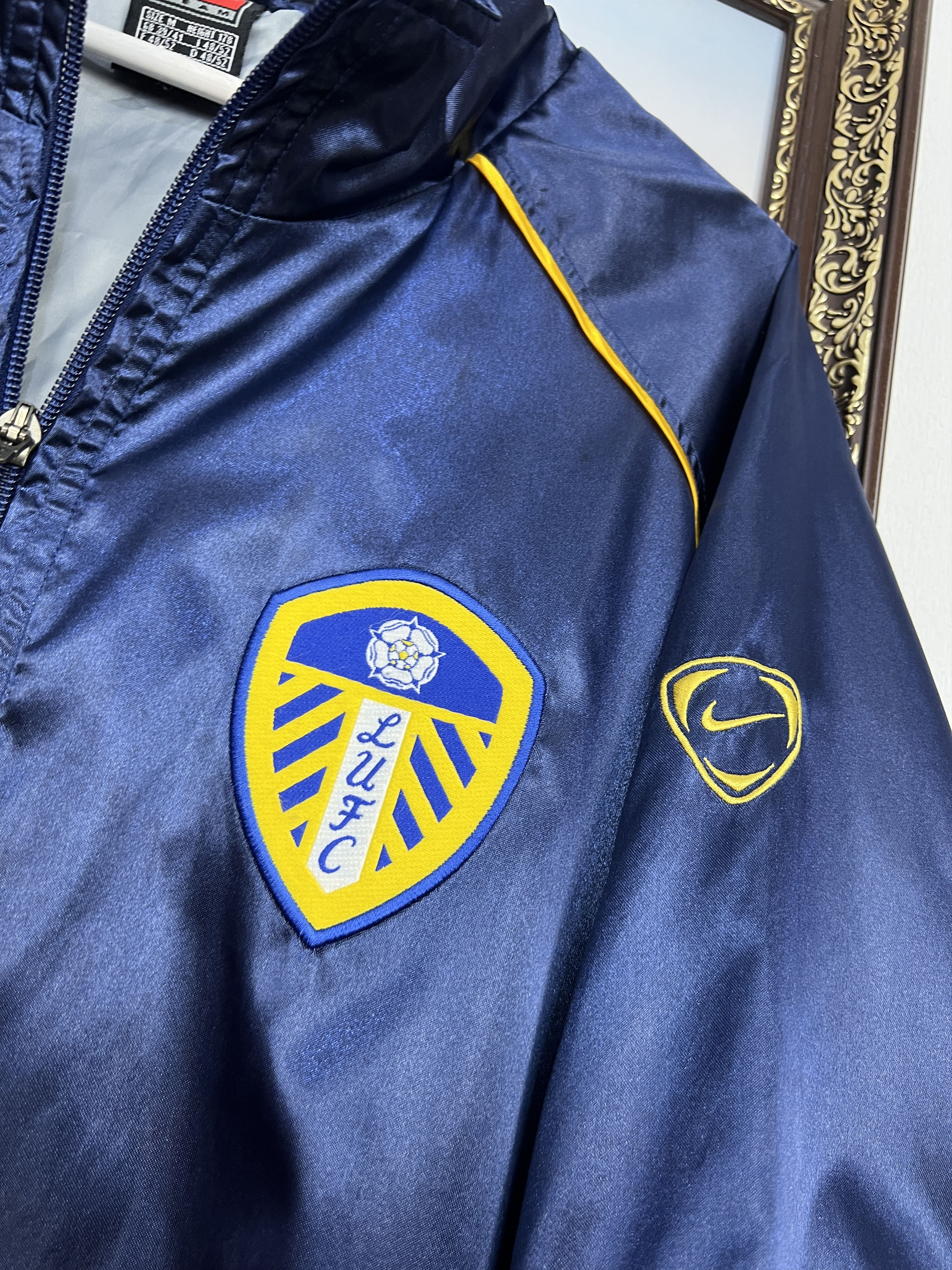 Nike Vintage 90's Nike Leeds United Football Satin Jacket Soccer Size US M / EU 48-50 / 2 - 3 Thumbnail
