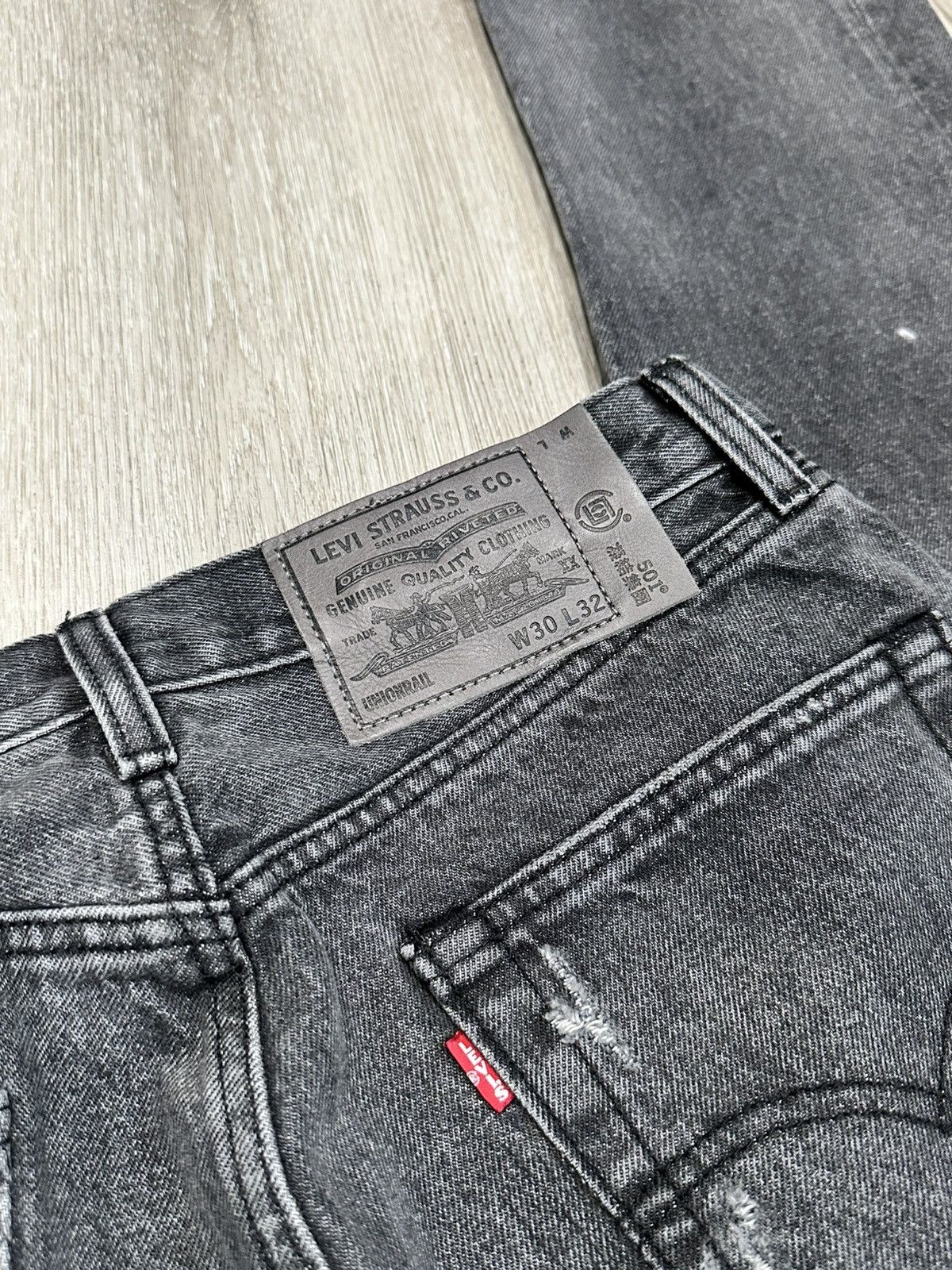 CLOT × Levi's CLOT X Levi’s 501 UNIONRAIL BLACK DENIM SIZE 30 Size US 30 / EU 46 - 6 Thumbnail