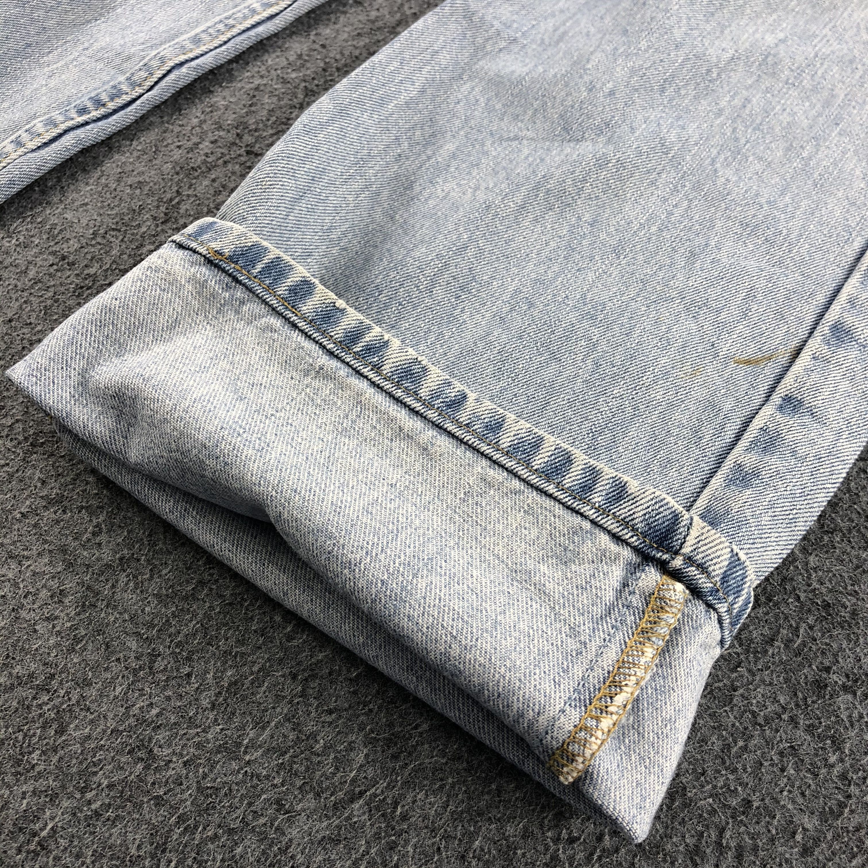 Levi's Vintage Light Wash Levis 505 Jeans-J1224 Size US 33 - 7 Thumbnail
