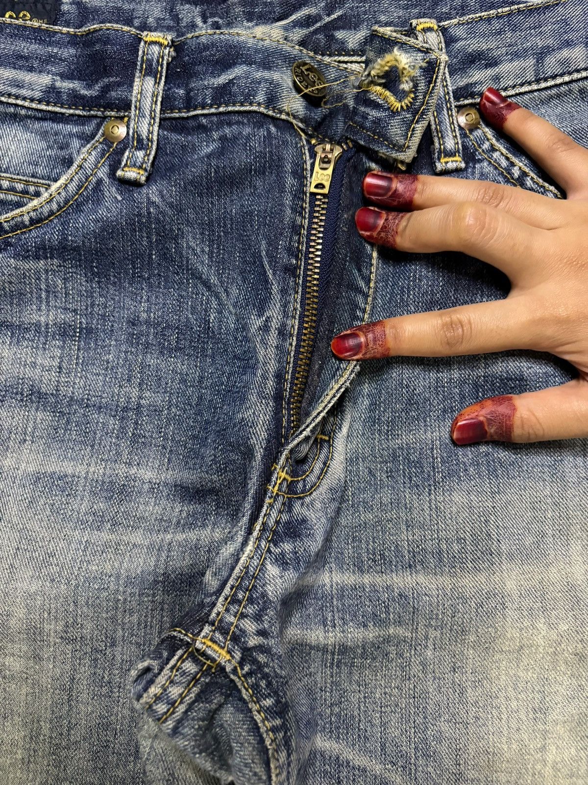 Japanese Brand × Lee Vintage Lee Sick Mud Wash Distressed Bootcut Flare Jeans Size US 29 - 3 Thumbnail