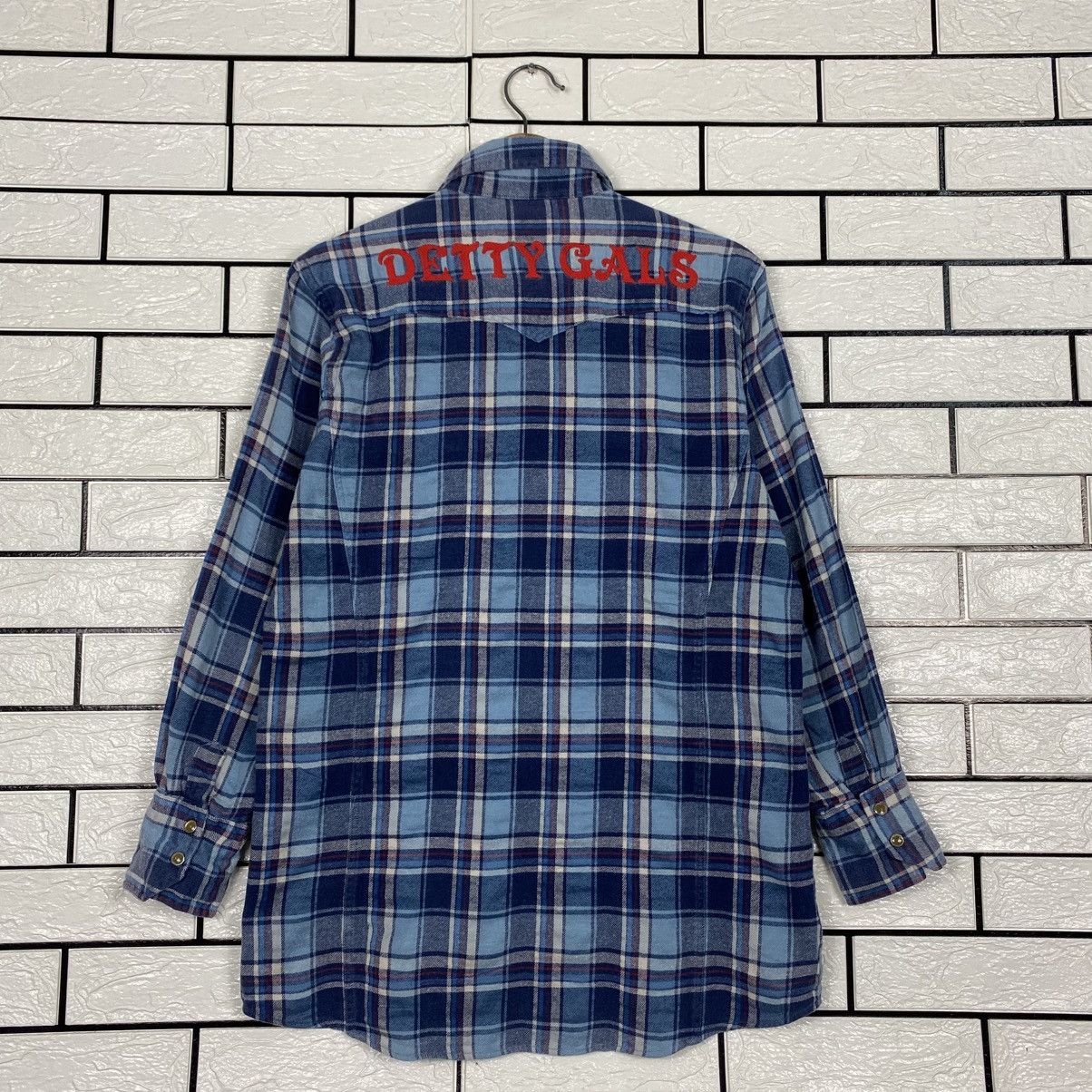Buzz Rickson's 📌Vintage Flannel Jacket Button R Newbold Tartan Design Size US M / EU 48-50 / 2 - 9 Thumbnail