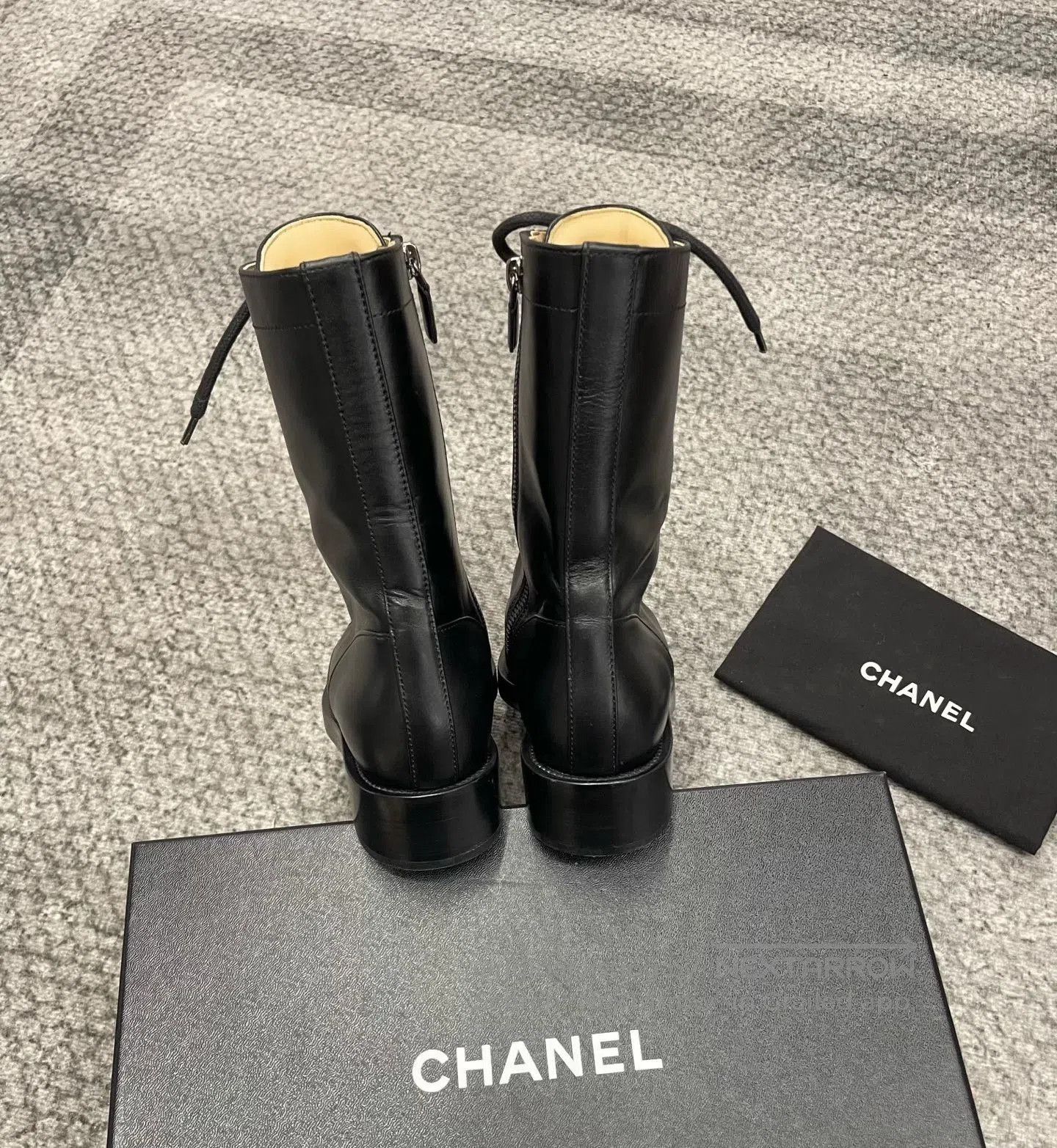 Chanel CHANEL Black Mid. Size US 6 / IT 36 - 6 Thumbnail