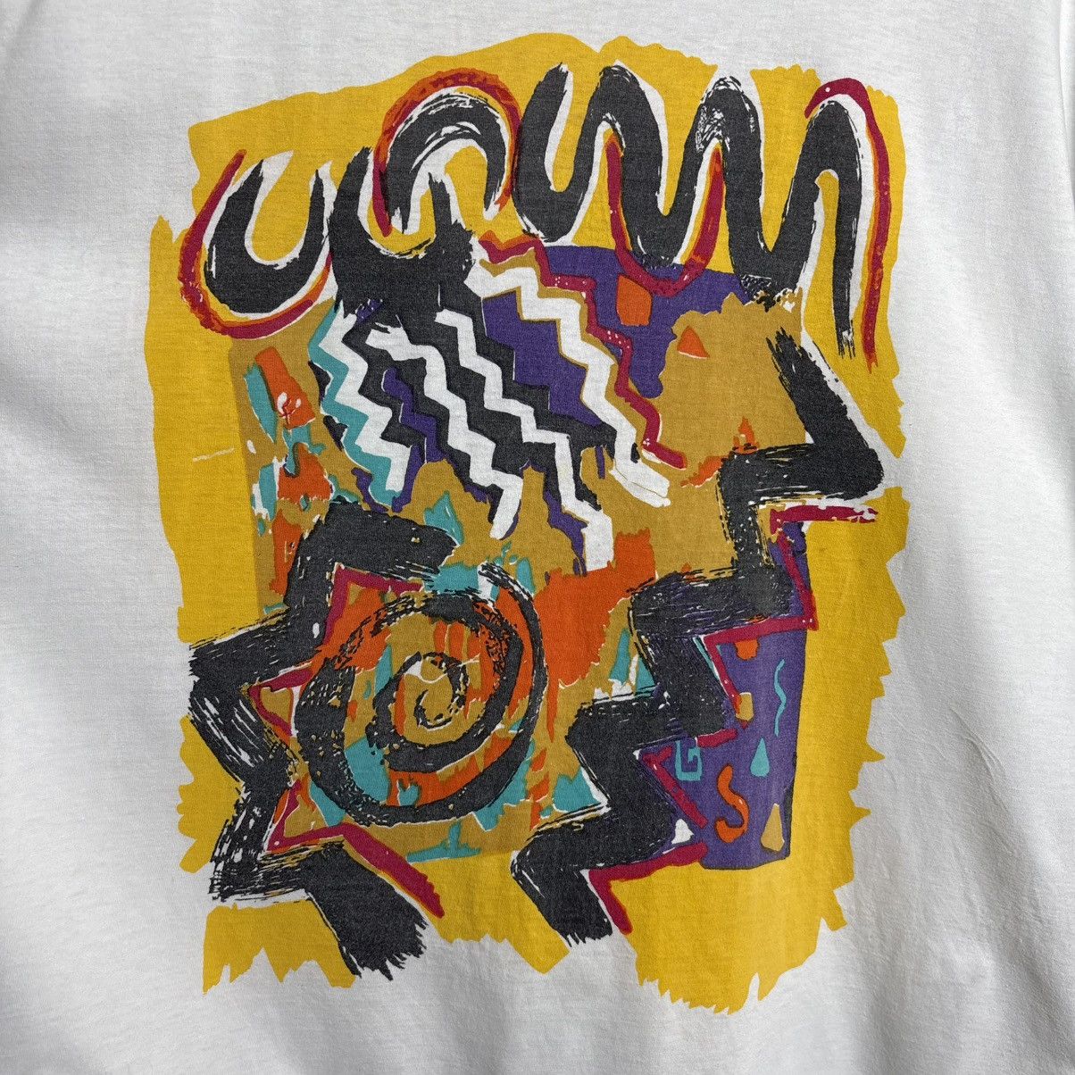Vintage Vintage 90s Abstract Graphic Art T-Shirt / Picasso Size US XL / EU 56 / 4 - 3 Thumbnail
