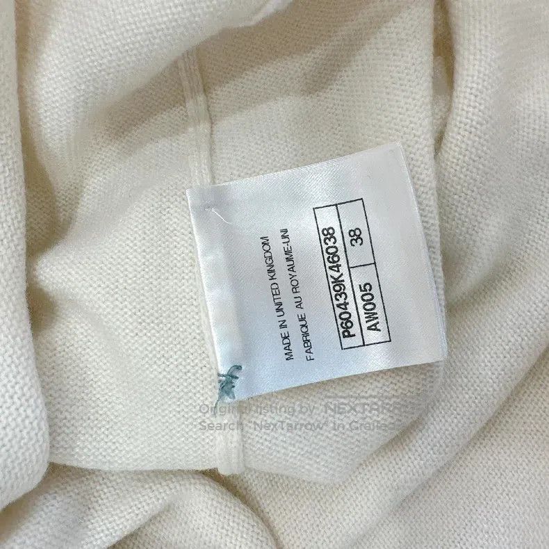 Chanel Chanel White letter knitwear sweater Size XS / US 0-2 / IT 36-38 - 7 Thumbnail
