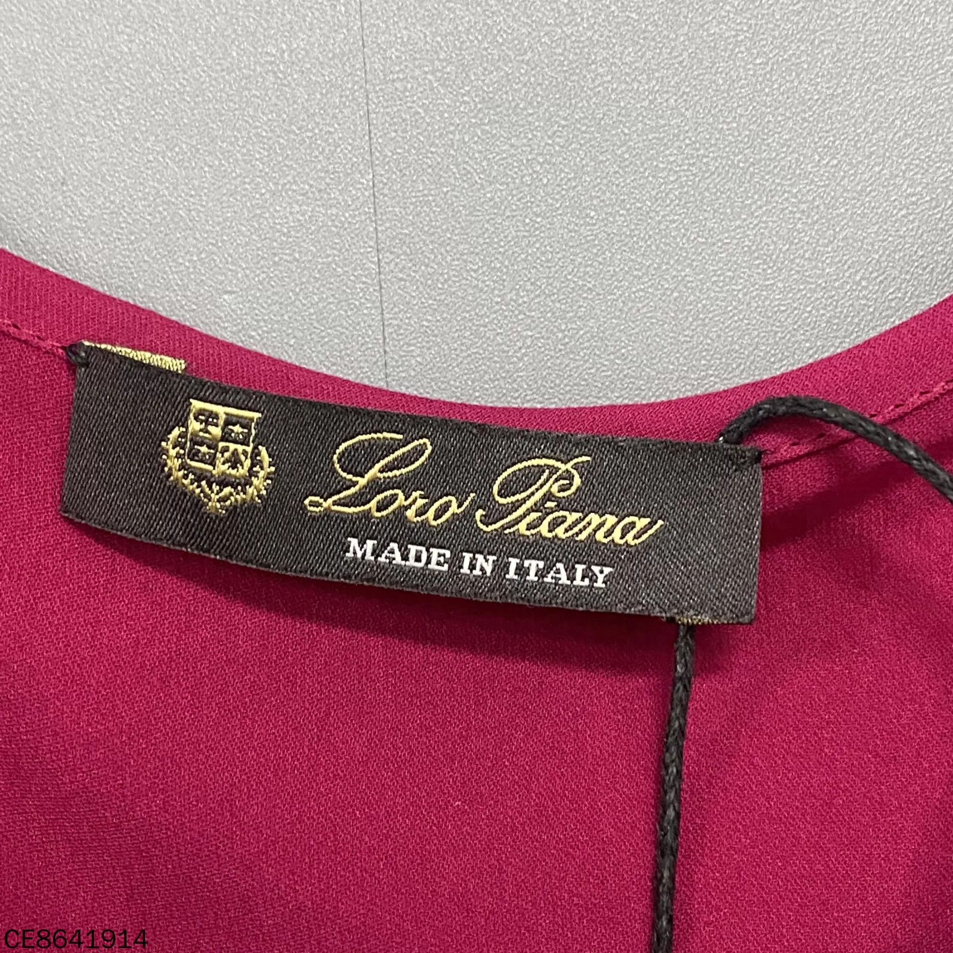 Loro Piana LP Loro Piana Red Silk Sleeveless Top 36 99 New Size XS / US 0-2 / IT 36-38 - 4 Thumbnail