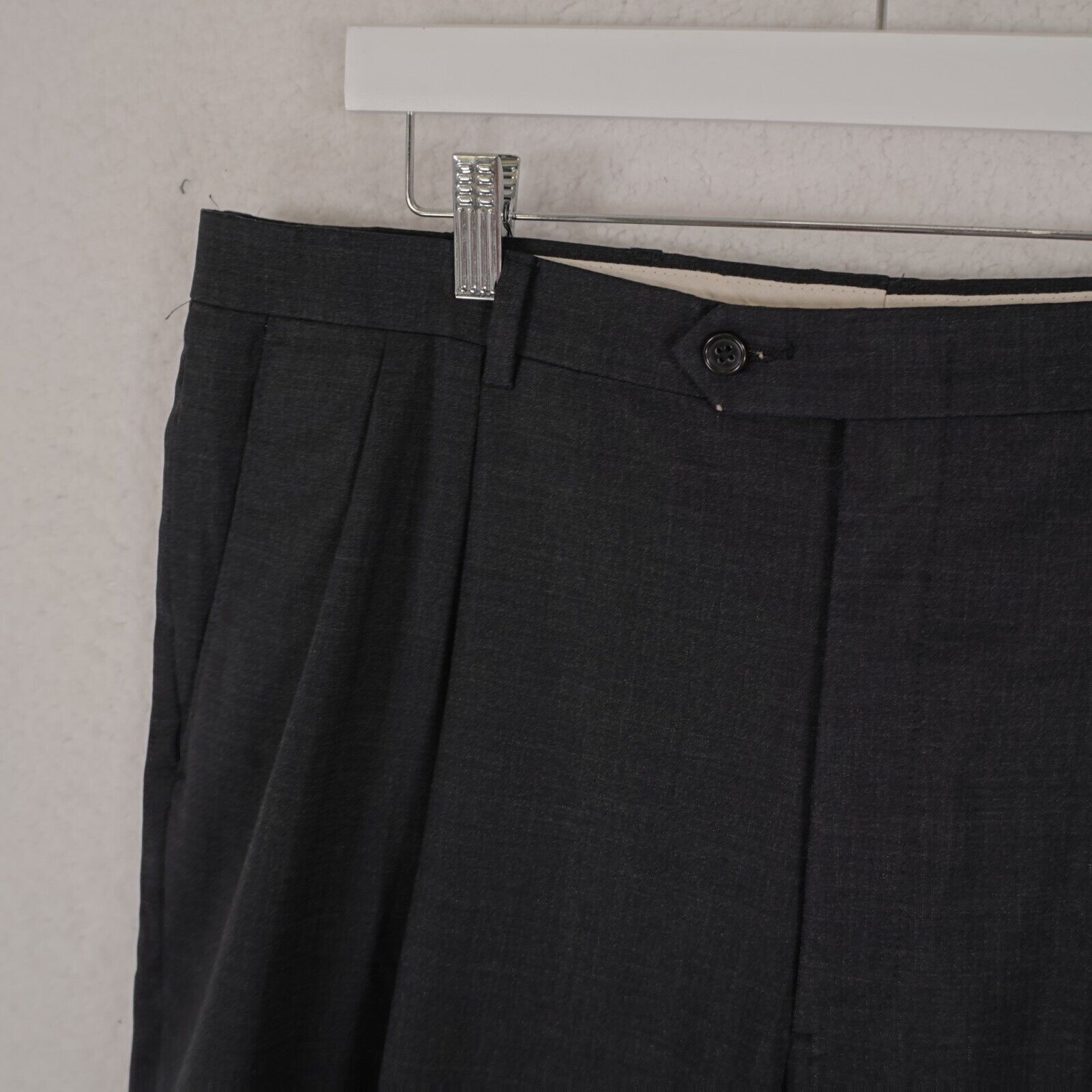 Hart Schaffner Marx Hart Schaffner Marx Wool Charcoal Gray Pleated Cuff High Ris Size 38R - 3 Thumbnail