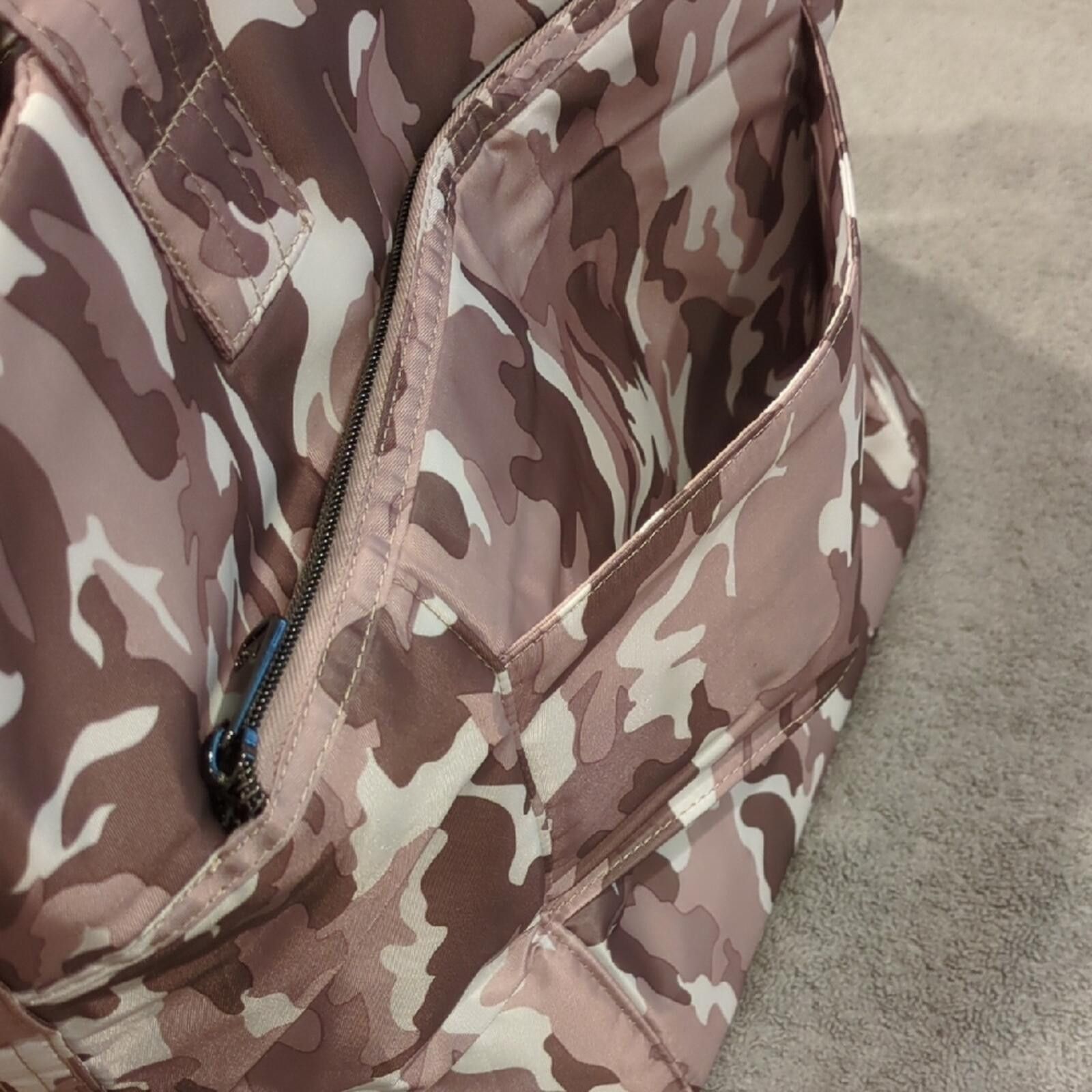 Lugz Lug Dory XL Convertible Tote Bag- Camo Taupe Size ONE SIZE - 9 Thumbnail