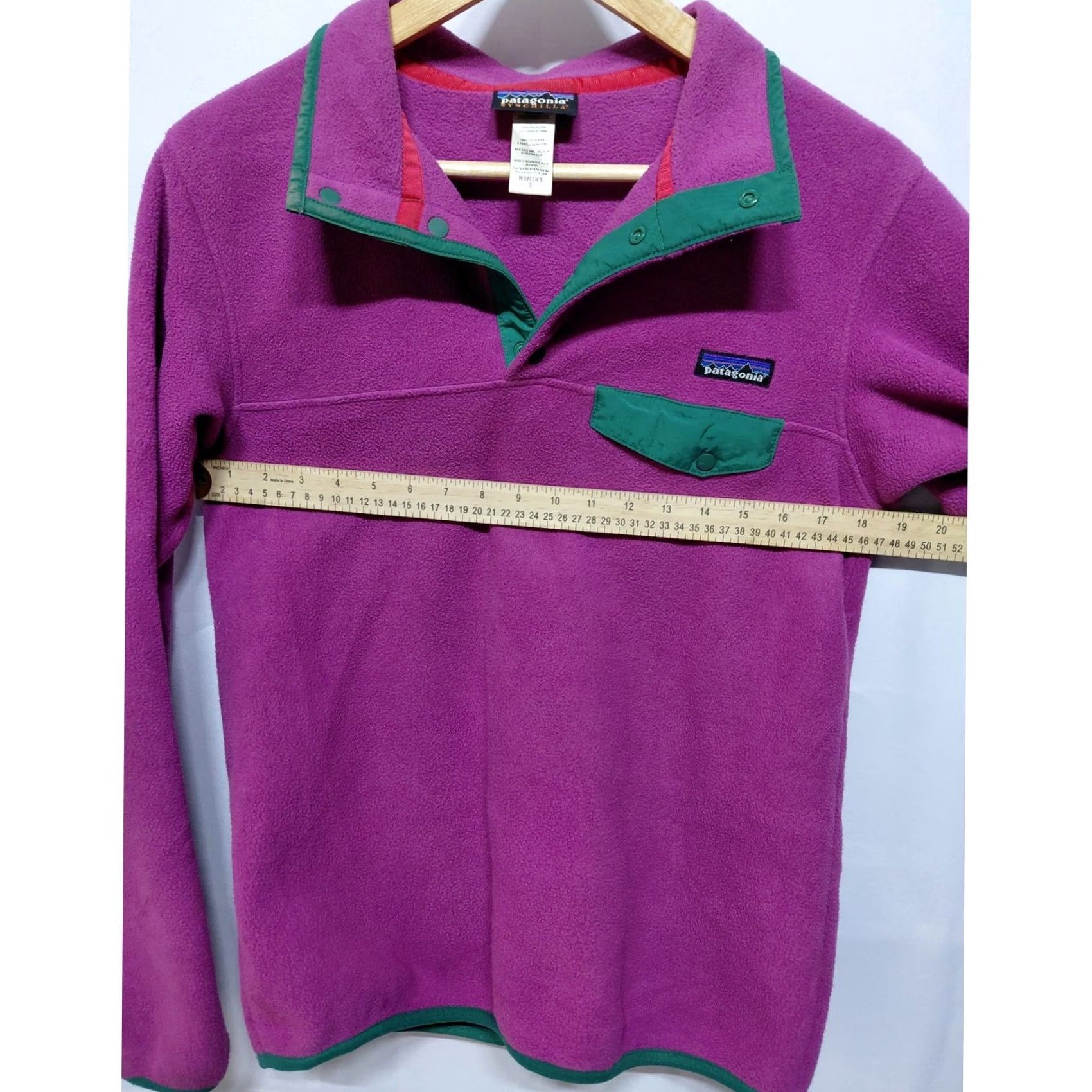 Patagonia Patagonia Synchilla Fleece Pullover Pink Solid Long Sleeve Women's Size S Pullover Casual Outdoor Wool? No, Polyester Size S / US 4 / IT 40 - 6 Thumbnail