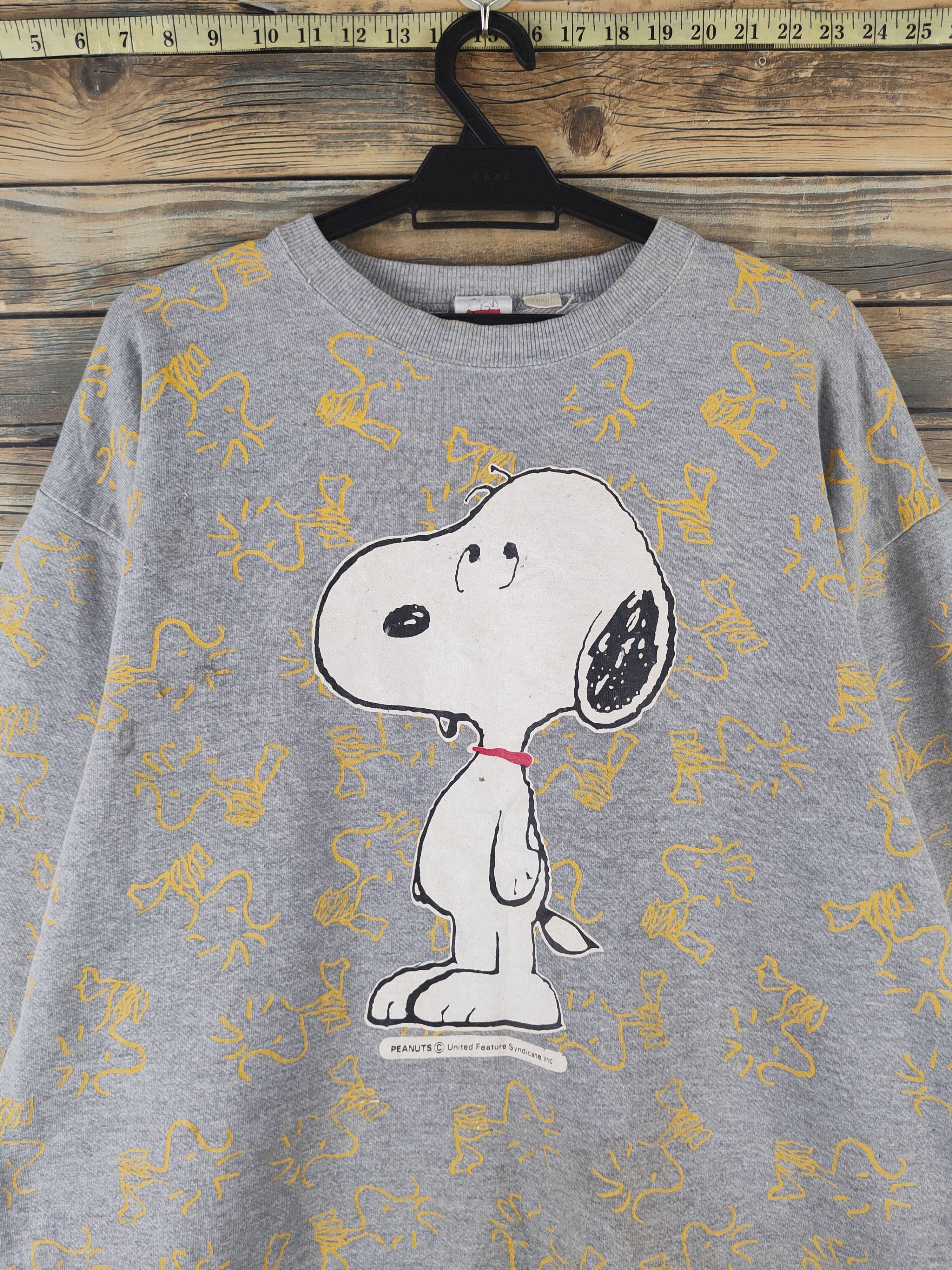 Peanuts DL Peanuts Gray Snoopy Sweatshirts #2773 Size US L / EU 52-54 / 3 - 2 Thumbnail