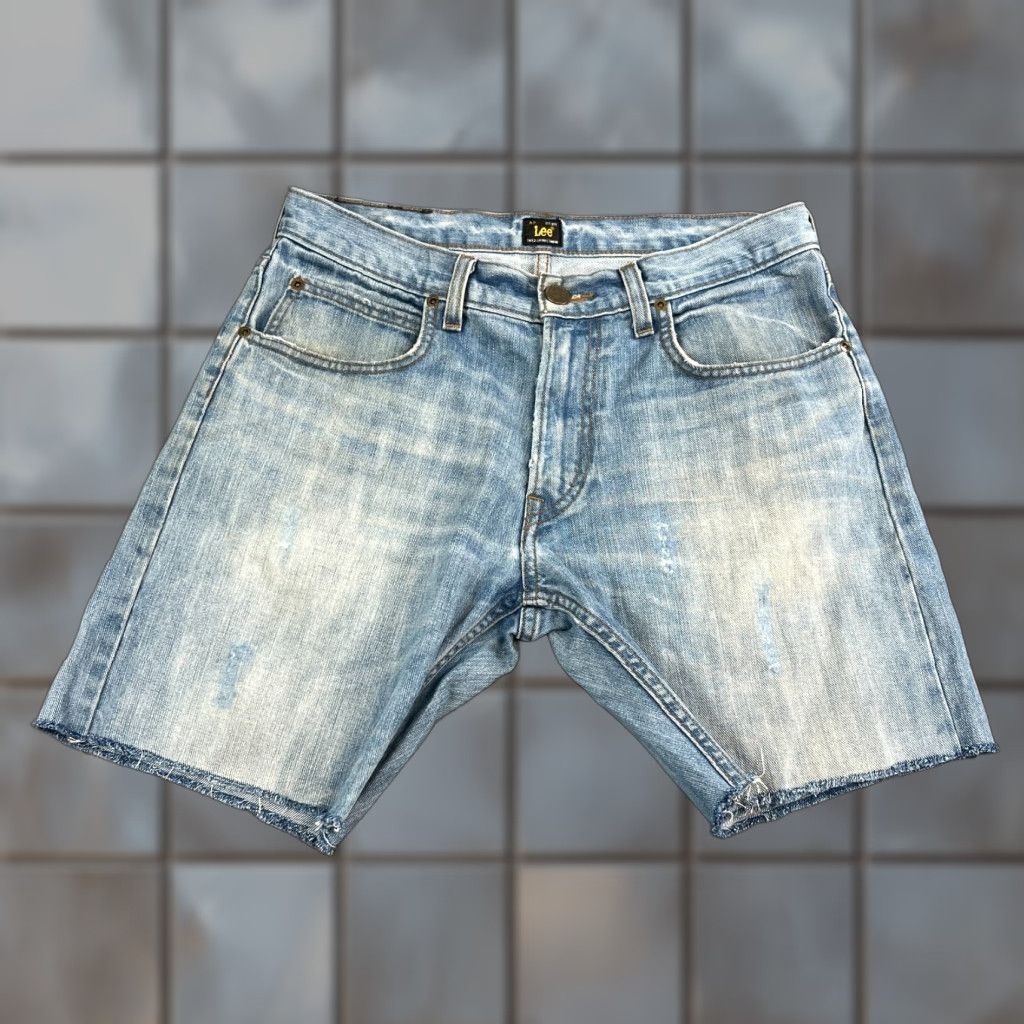 Lee Lee Denim Shorts 32 Blue Light Wash Bermuda 5-Pocket Cotton Mens Junior? Size US 32 / EU 48 - 1 Thumbnail
