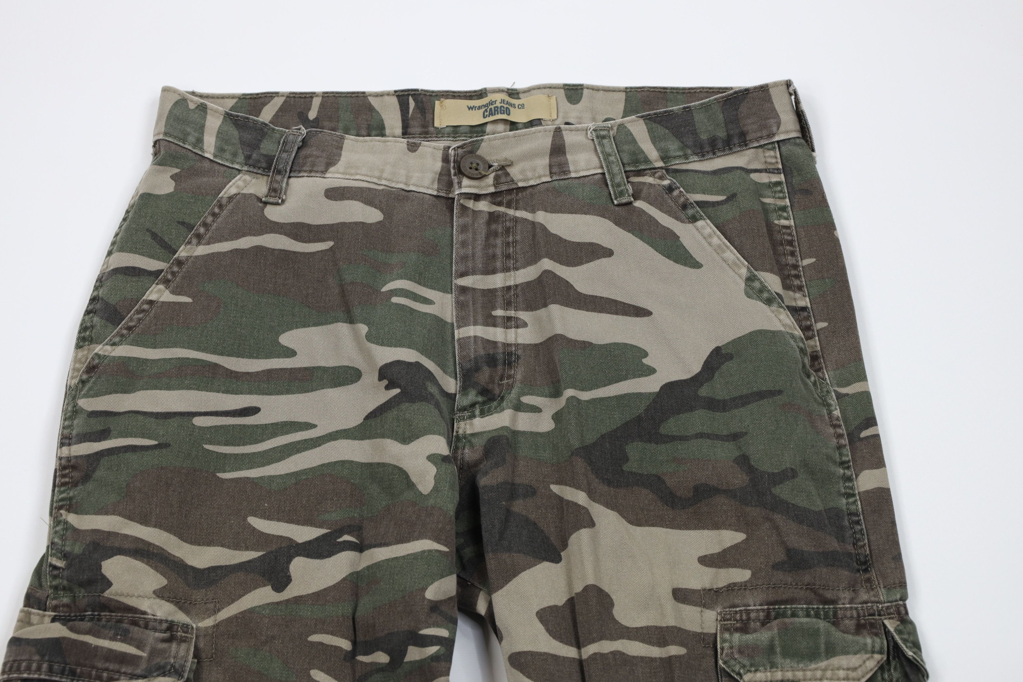 Wrangler Vintage Y2K Wrangler Wide Leg Camouflage Cargo Pants Cotton Size US 32 / EU 48 - 2 Thumbnail