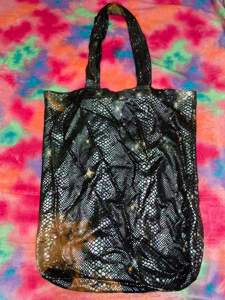 Vivienne Westwood Vivienne Westwood size os Rainbow python pattern Milky Way Size ONE SIZE - 4 Thumbnail