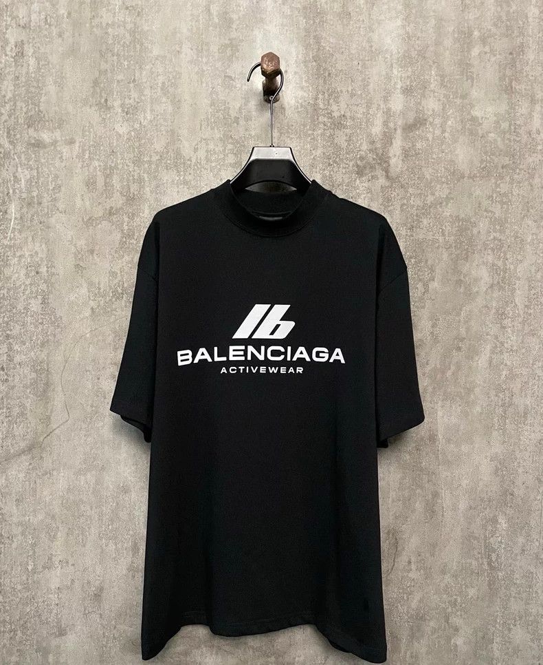 Balenciaga Black short-sleeved T-shirt