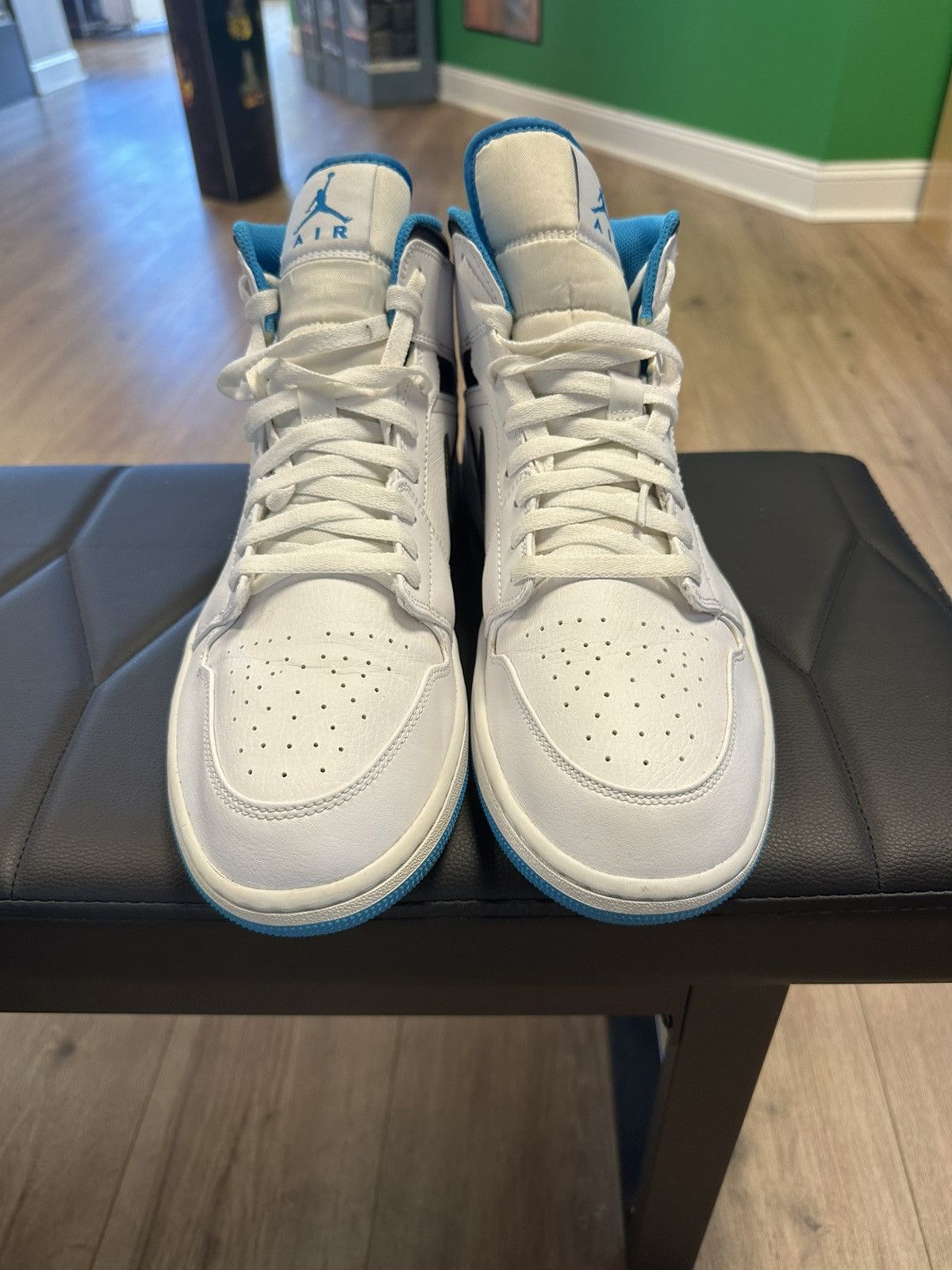 Nike Jordan 1 Mid Laser blue Columbia Size US 13 / EU 46 - 4 Thumbnail