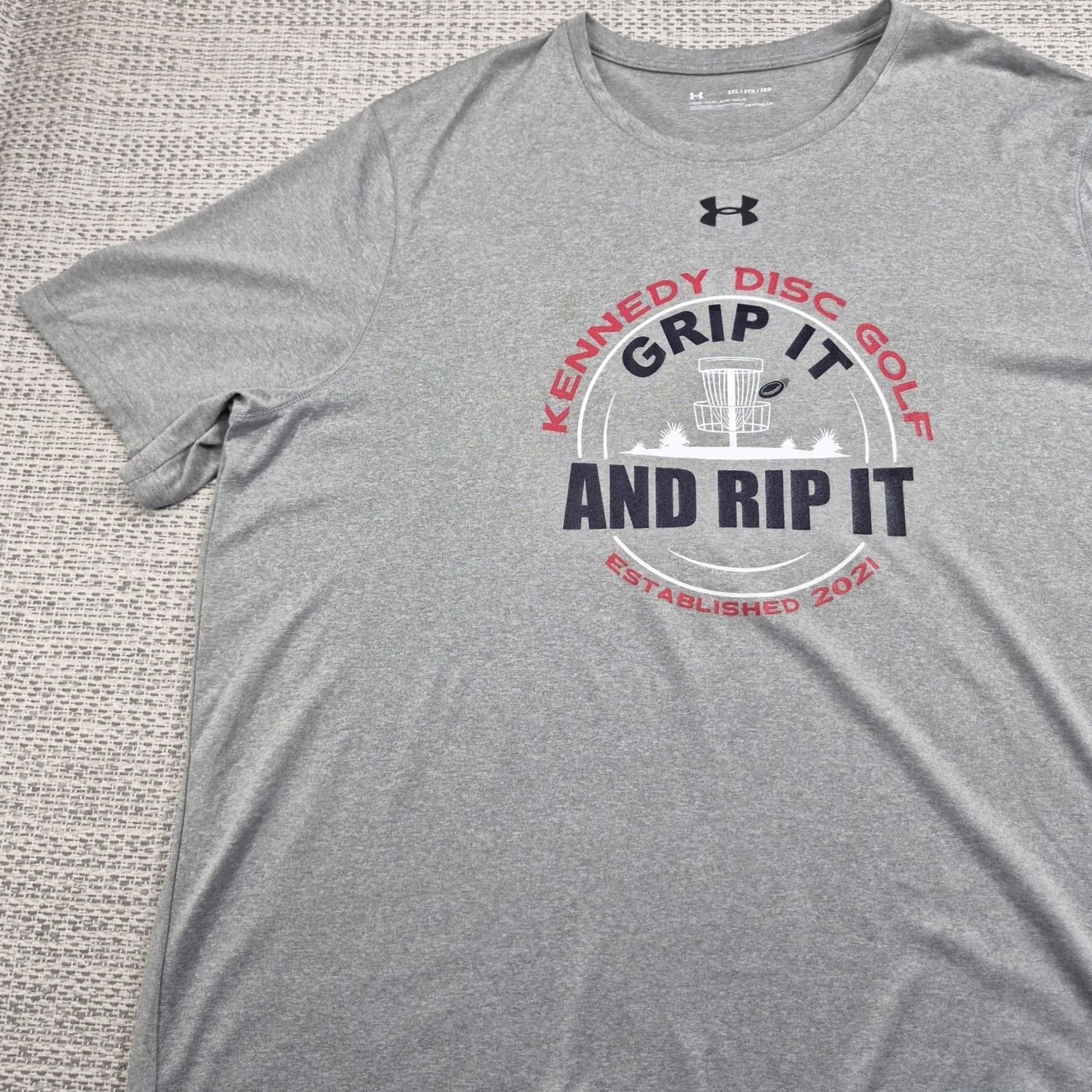 Under Armour Under Armour HeatGear Shirt Mens 2XL Gray Graphic Tee Disc Golf Flag Grip It And Rip It ESTABLISHED 2021 Sports Tee Shirt Mens 2XL Gray Size US XXL / EU 58 / 5 - 3 Thumbnail