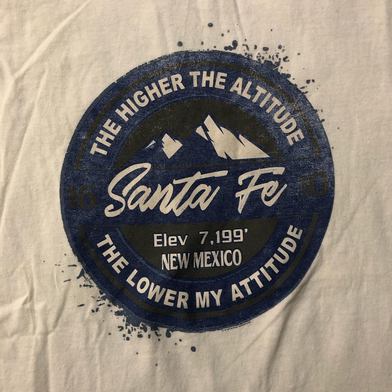 Gildan Vintage Santa Fe, New Mexico Higher the Altitude Graphic Tee Size US M / EU 48-50 / 2 - 3 Thumbnail
