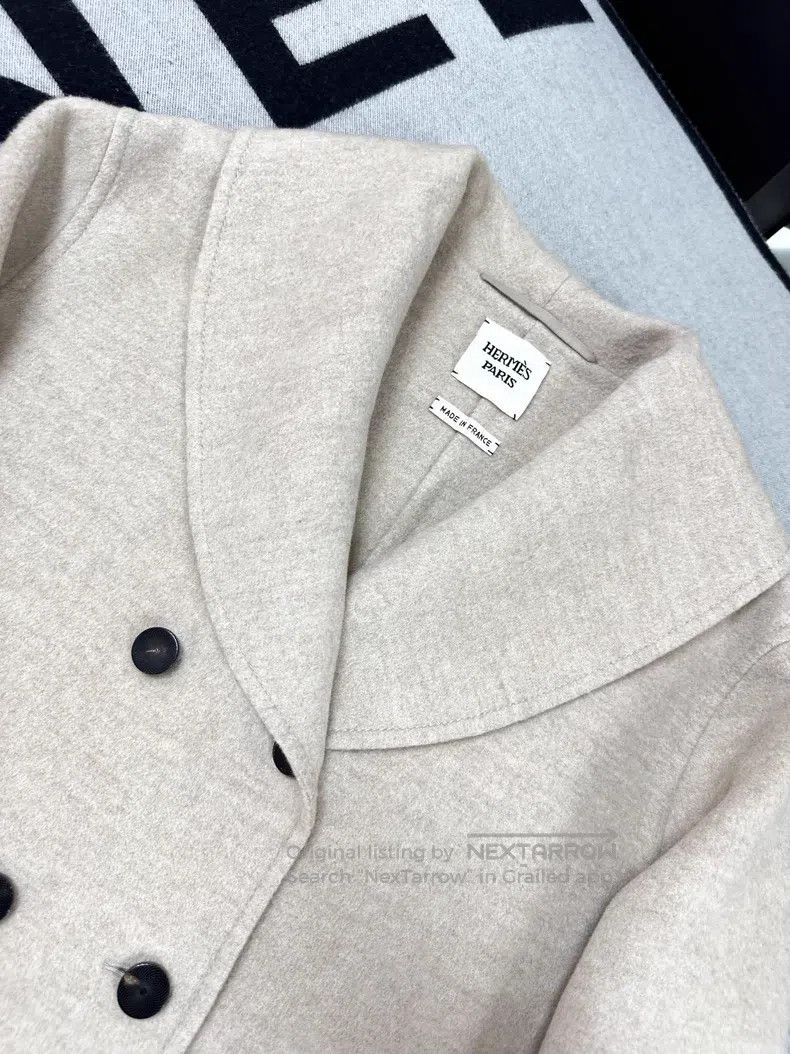 Hermes Hermes Oatmeal Double-breasted Lapel Cashmere Coat Size XS / US 0-2 / IT 36-38 - 3 Thumbnail
