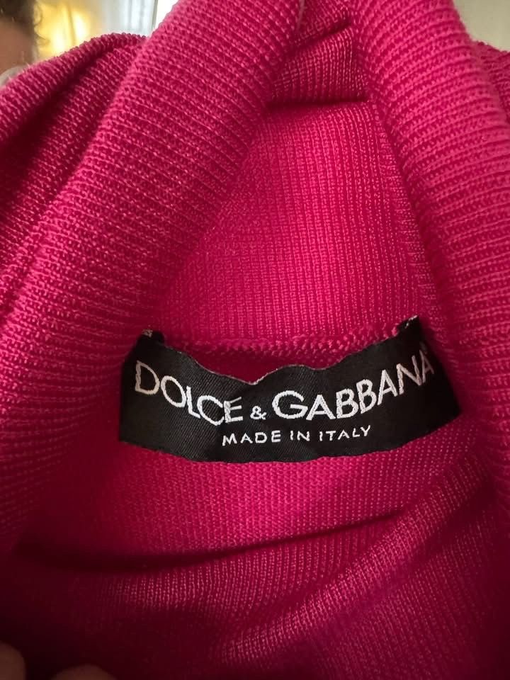 Dolce & Gabbana 100% silk Dolce Gabbana pink short turtleneck Size S / US 4 / IT 40 - 2 Thumbnail