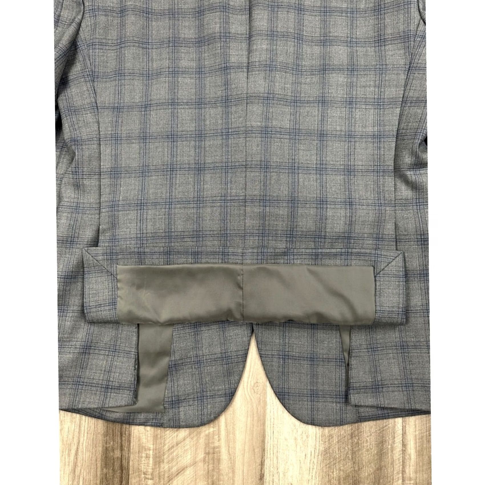 Jos. A. Bank Jos. A. Bank Traveller Blazer Shirt 42R Mens Wool Plaid 2 Piece Tailored Fit Blazer - Gray Charcoal Black Blue 42R Size 42R - 3 Thumbnail