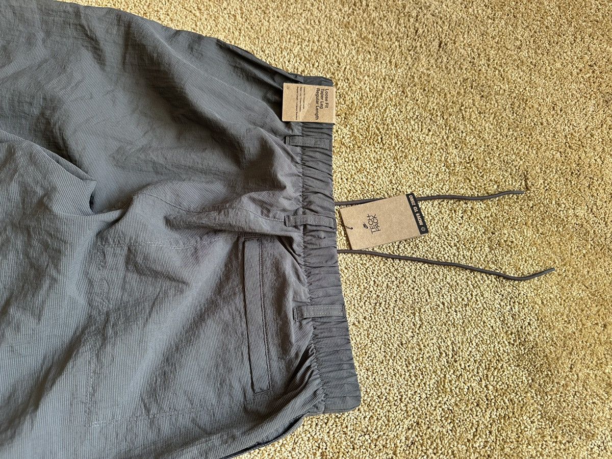Nike Nike tech pack parachute cargo jogger pants M gray Size US 32 / EU 48 - 10 Thumbnail