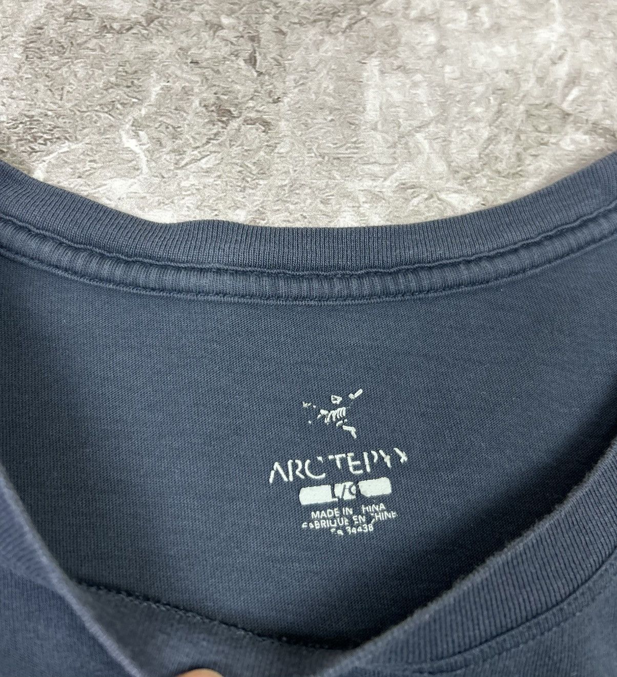 Arc'teryx Arcteryx T-Shirt Big Logo Size L Size US L / EU 52-54 / 3 - 4 Thumbnail
