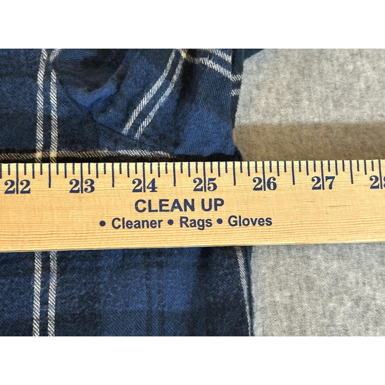 Vintage L.L. Bean Flannel Shirt Mens XL Blue Plaid Button Long Sleeve Workwear Outdoor Size US XL / EU 56 / 4 - 4 Thumbnail