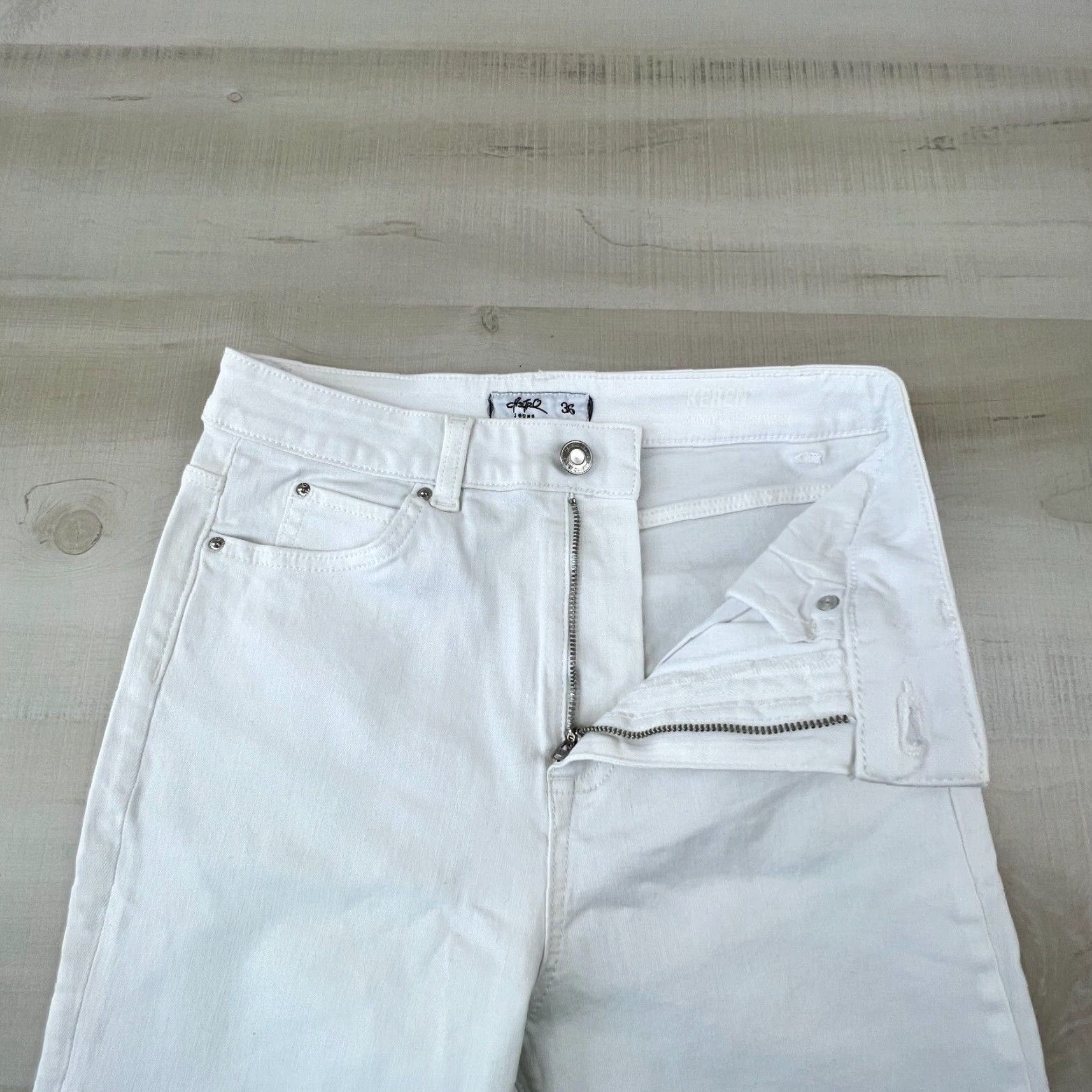 Vintage Castro Womens Skinny Jeans 26" Waist High Waist White Denim Size 26" / US 2 / IT 38 - 3 Thumbnail