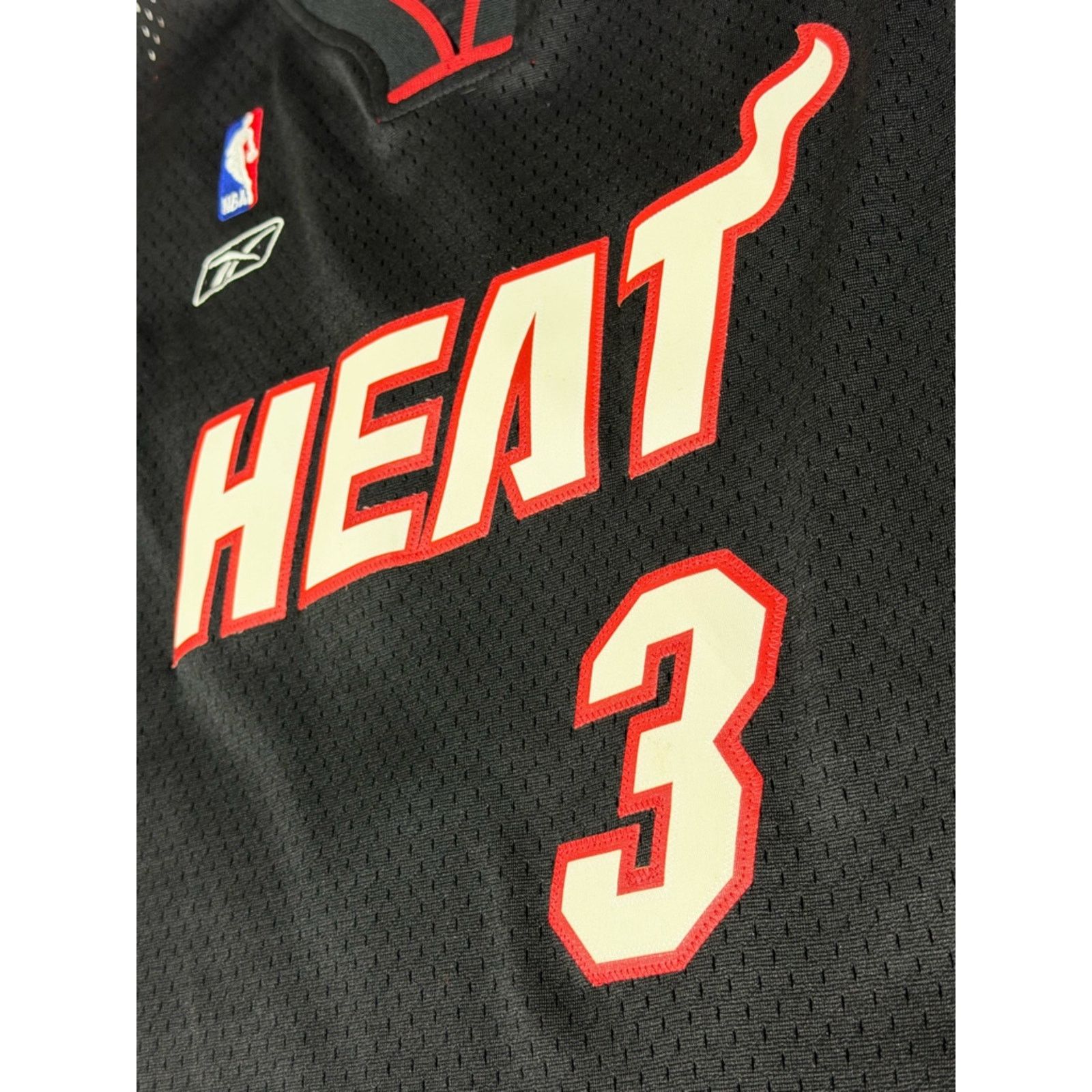 Reebok Reebok Dwyane Wade Miami Heat Sewn Swingman Jersey Authentic Size US XXL / EU 58 / 5 - 6 Thumbnail